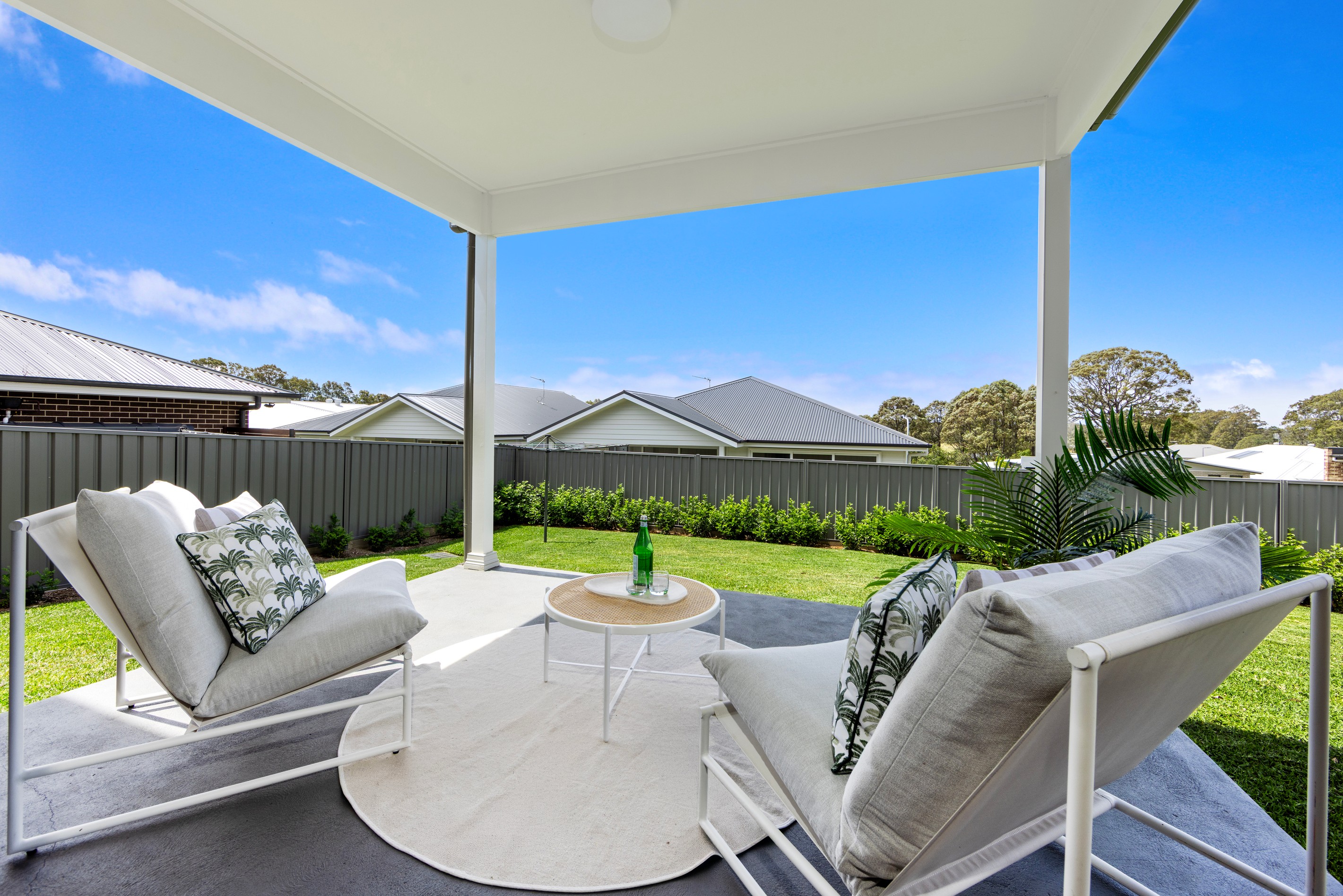 37 Lancaster Drive, BADAGARANG, NSW 2540