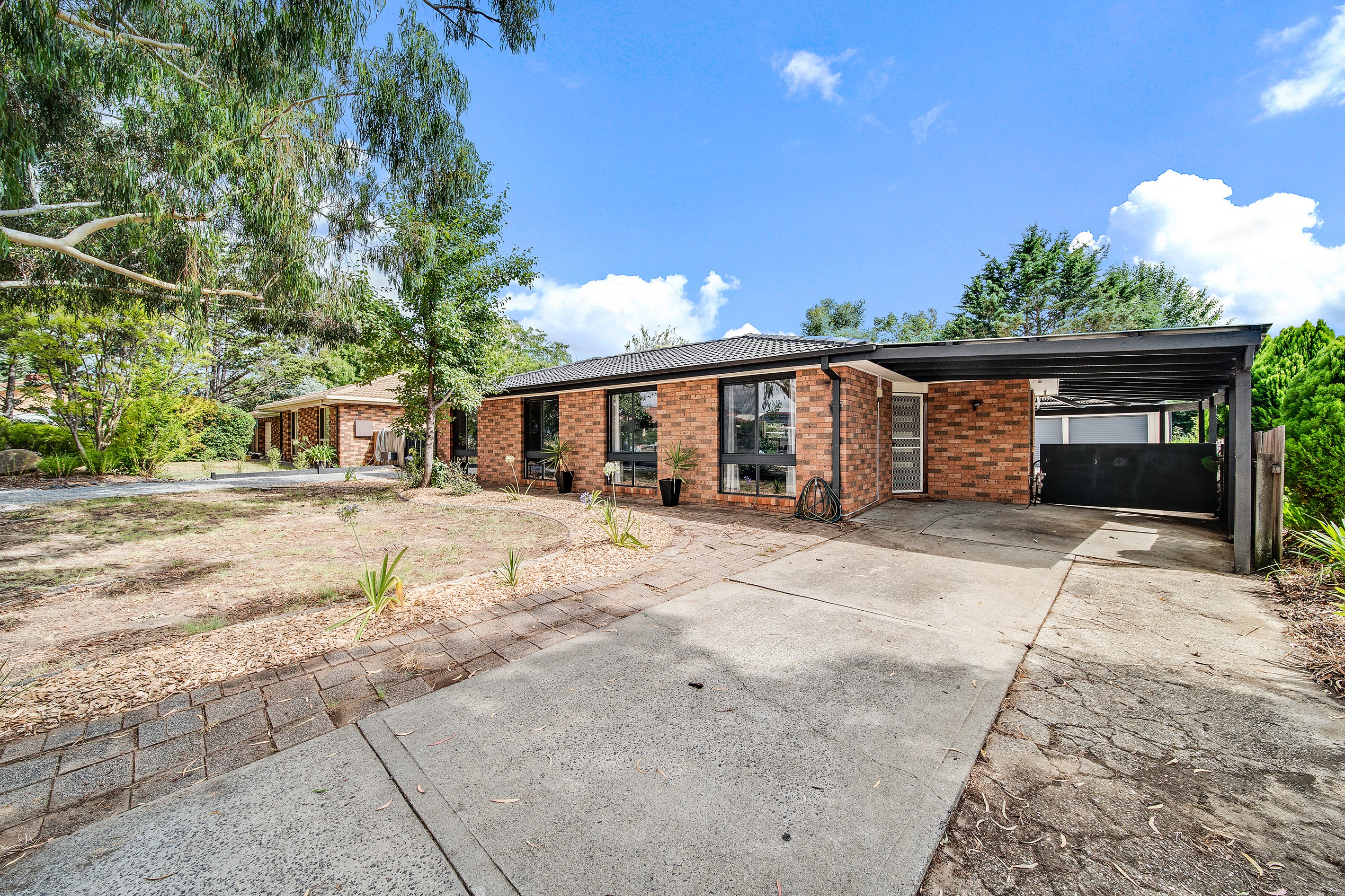 16 Woodfull Loop, Gordon, ACT 2906