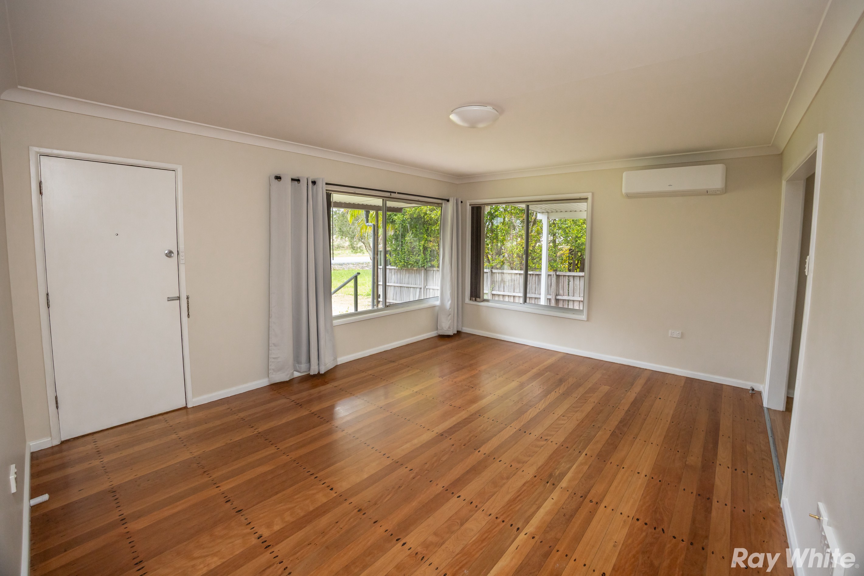 205 The Lakes Way, Forster, NSW 2428