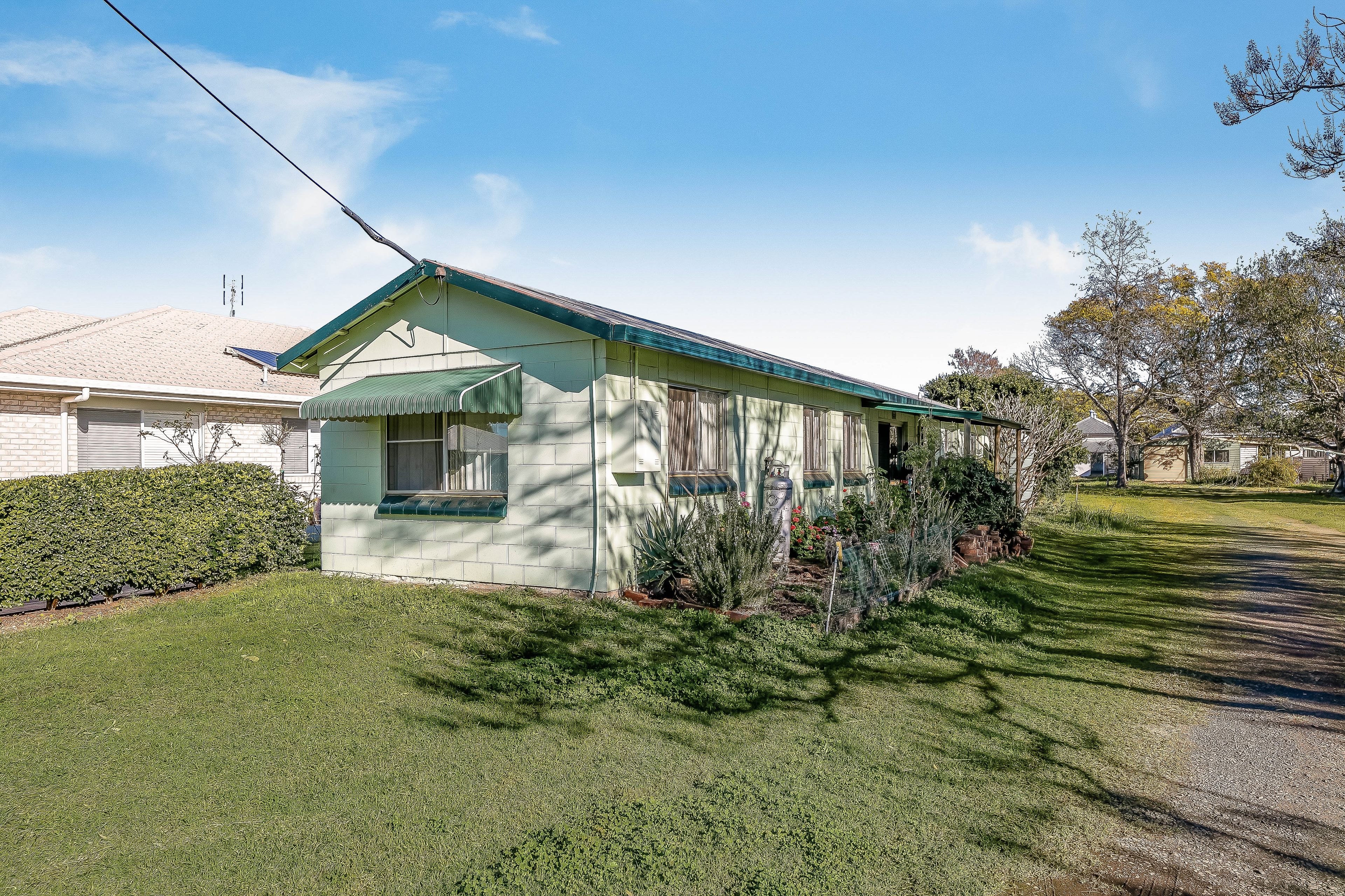 18 Railway Street, Helidon, QLD 4344