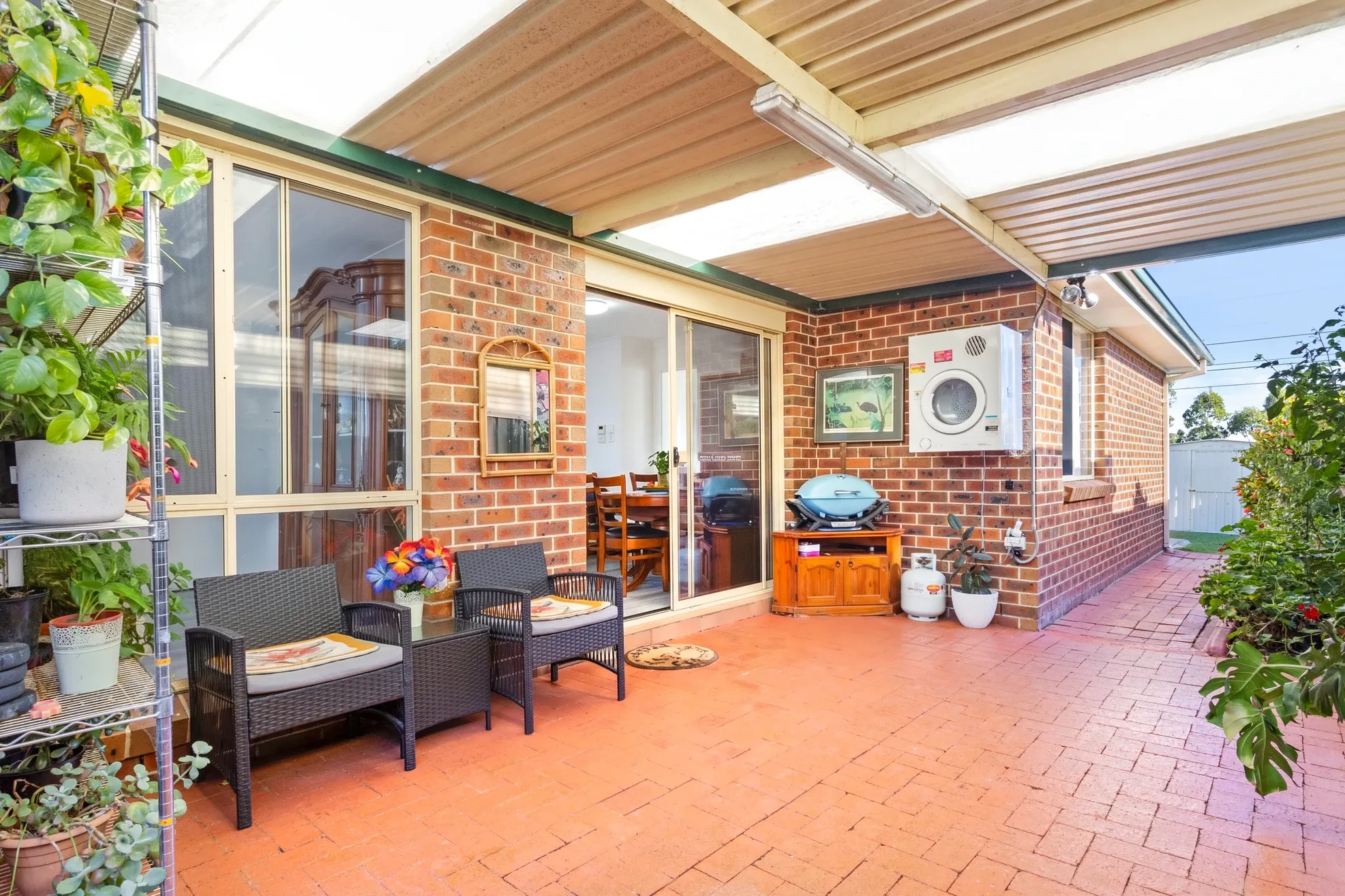 39 Manorhouse Boulevard — photo 9 of 11
