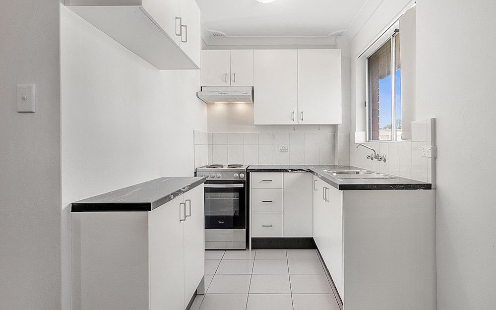 6/86-88 Dumaresq Street — photo 5 of 10