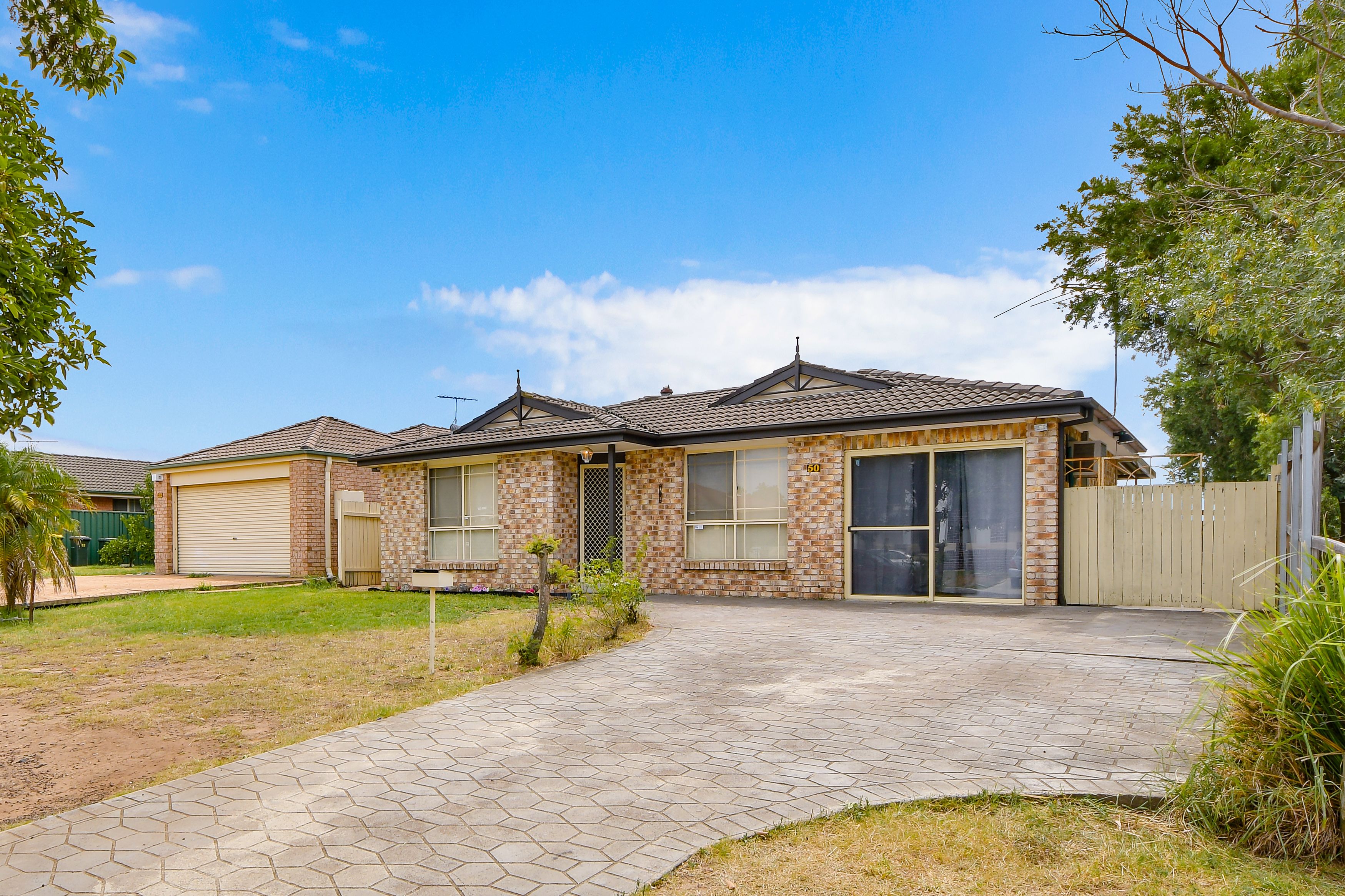 Macquarie Fields, NSW 2564