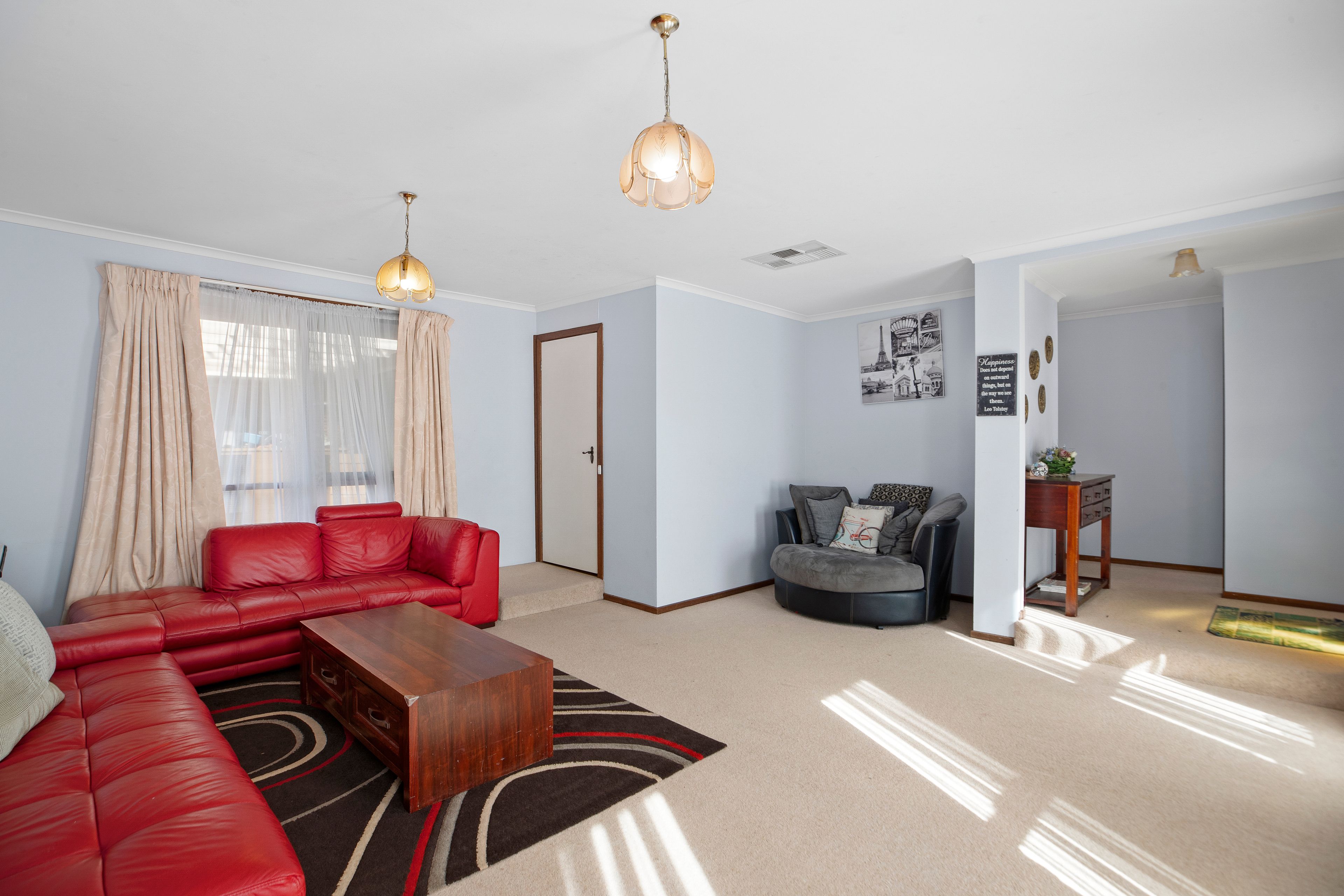 12 Zina Grove, Mooroolbark, VIC 3138