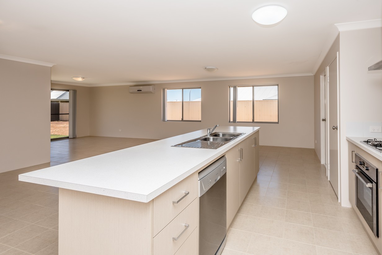 53 Wanderer Concourse, Wandina, WA 6530