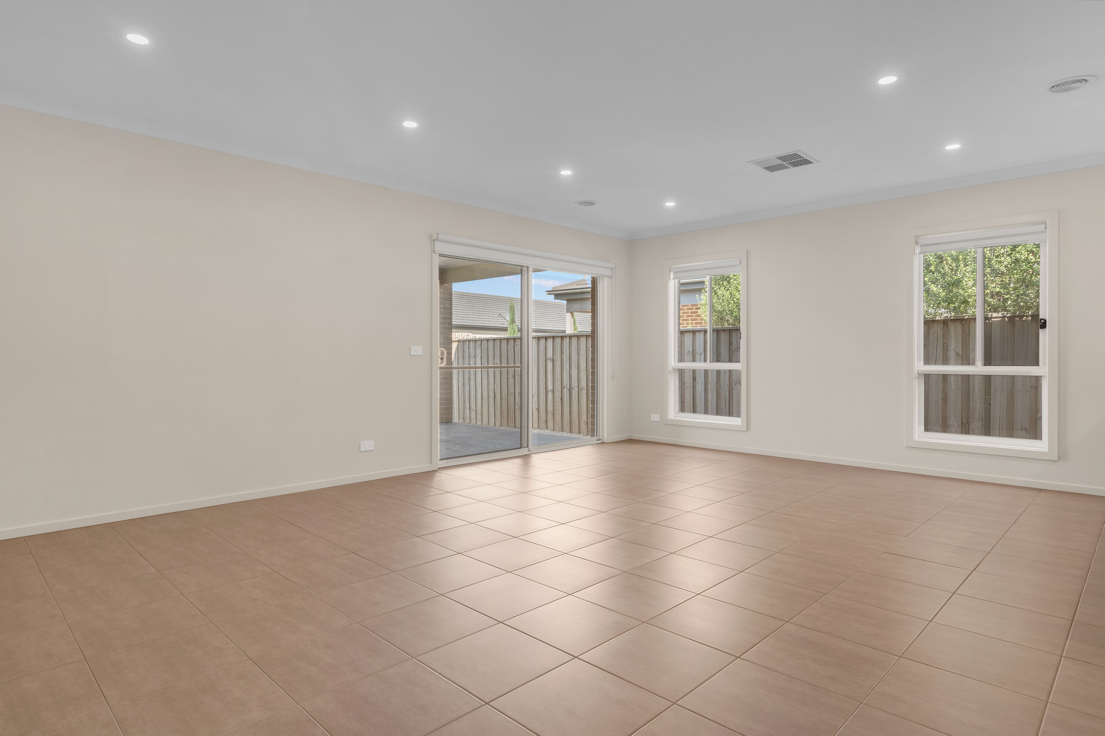 6 Taworri Crescent, Werribee, VIC 3030