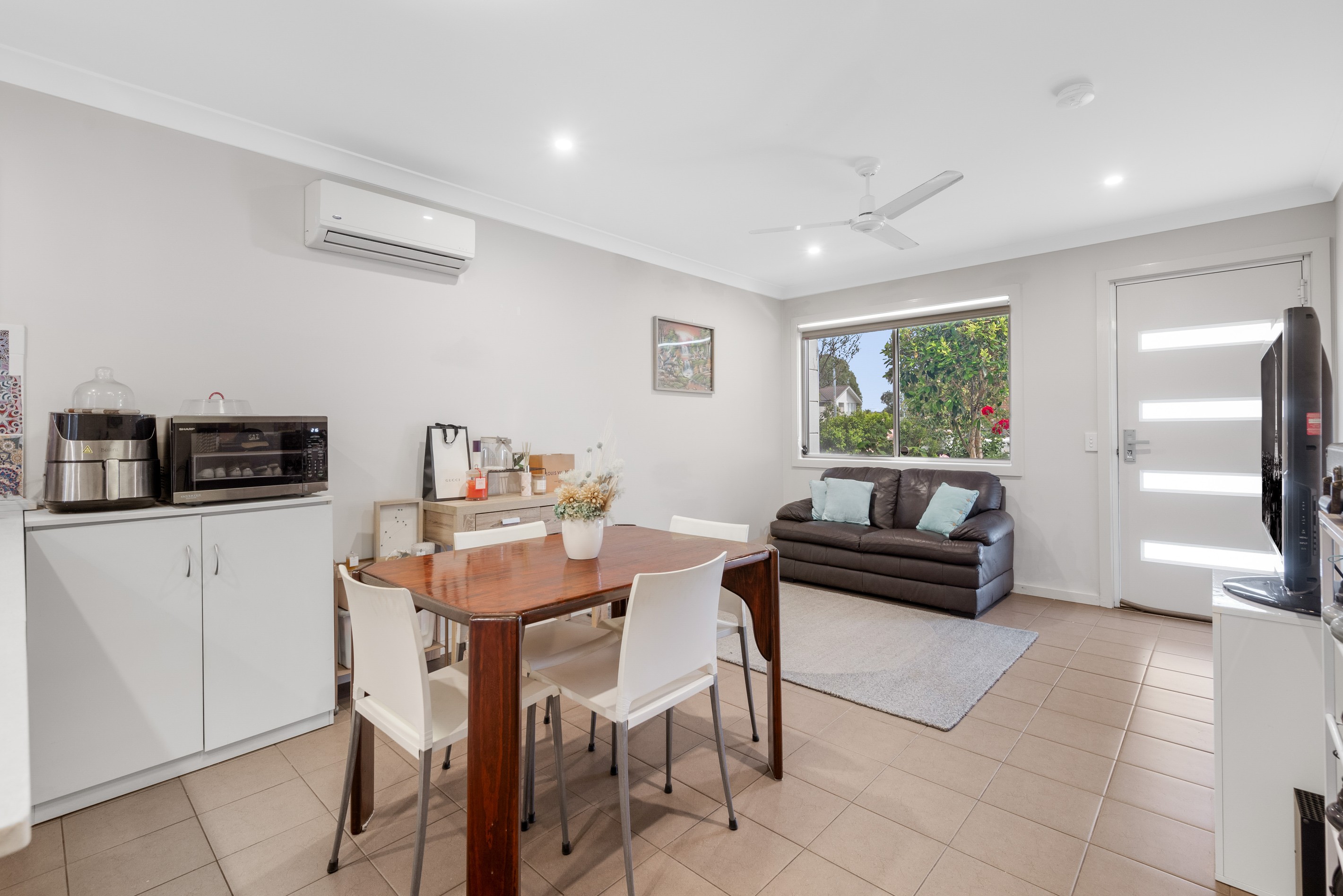 15/73 Sovereign Circuit, Glenfield, NSW 2167