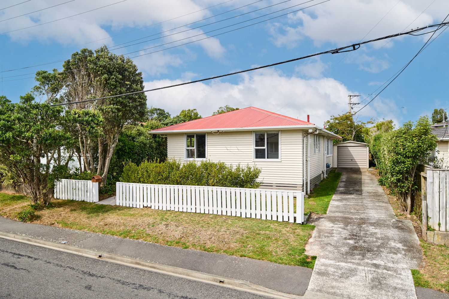 4 Kenmore Street, Newlands, Wellington City
