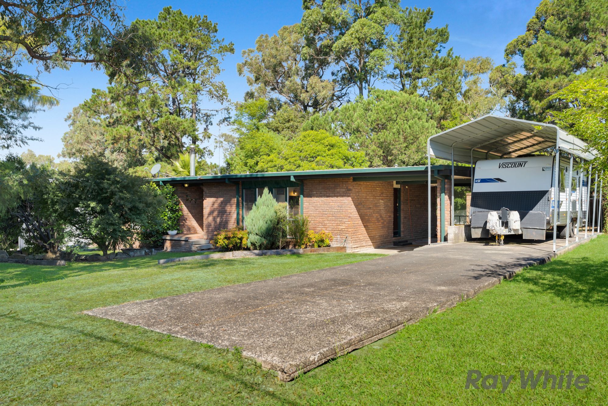 14 Windeyer Street, Thirlmere, NSW 2572