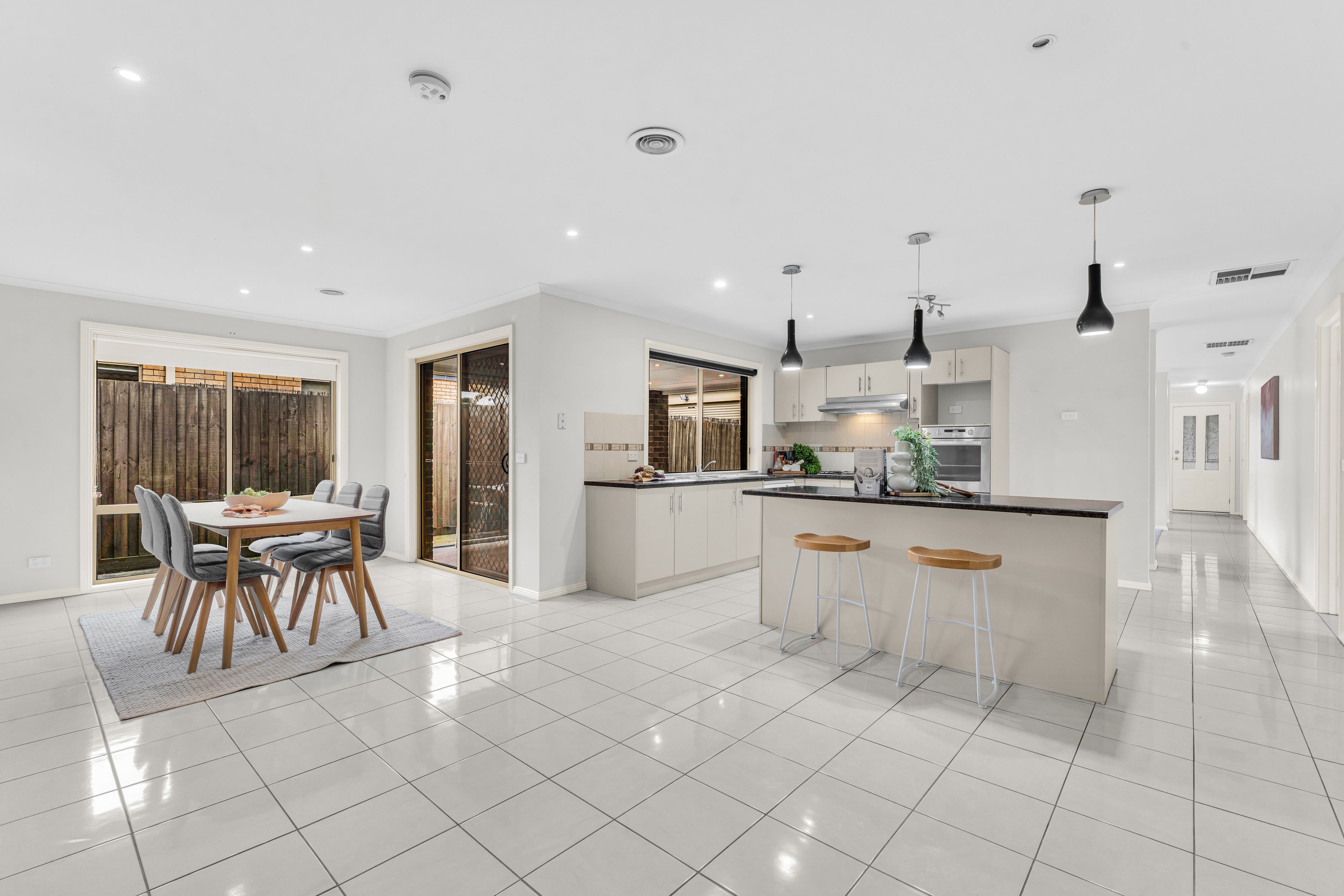 16 Bawden Street — photo 13 of 24
