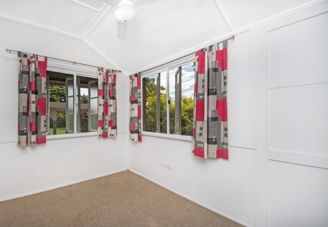 53 Carmody Street, Hermit Park, QLD 4812
