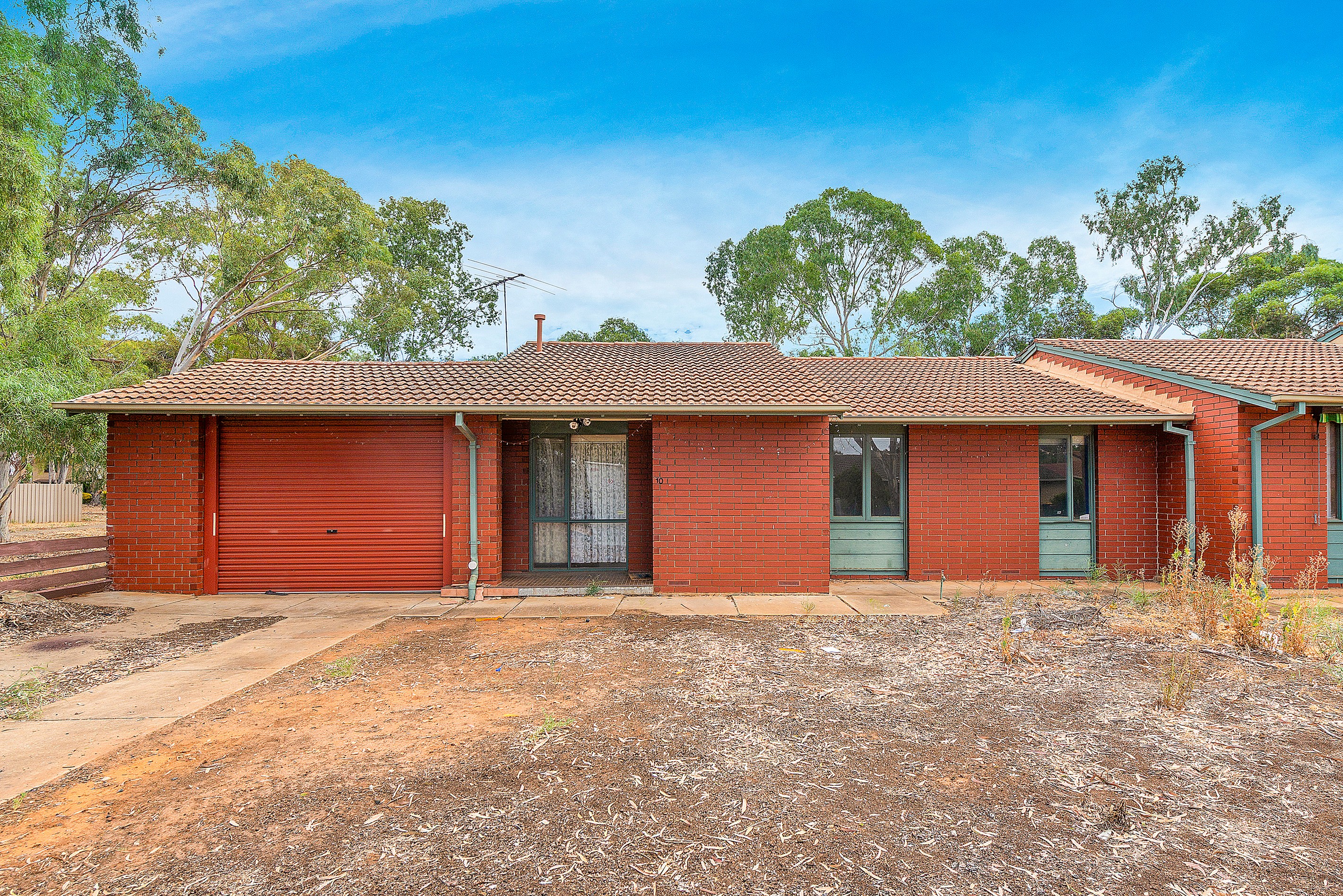 10 Woodcock Crescent, Para Hills West, SA 5096