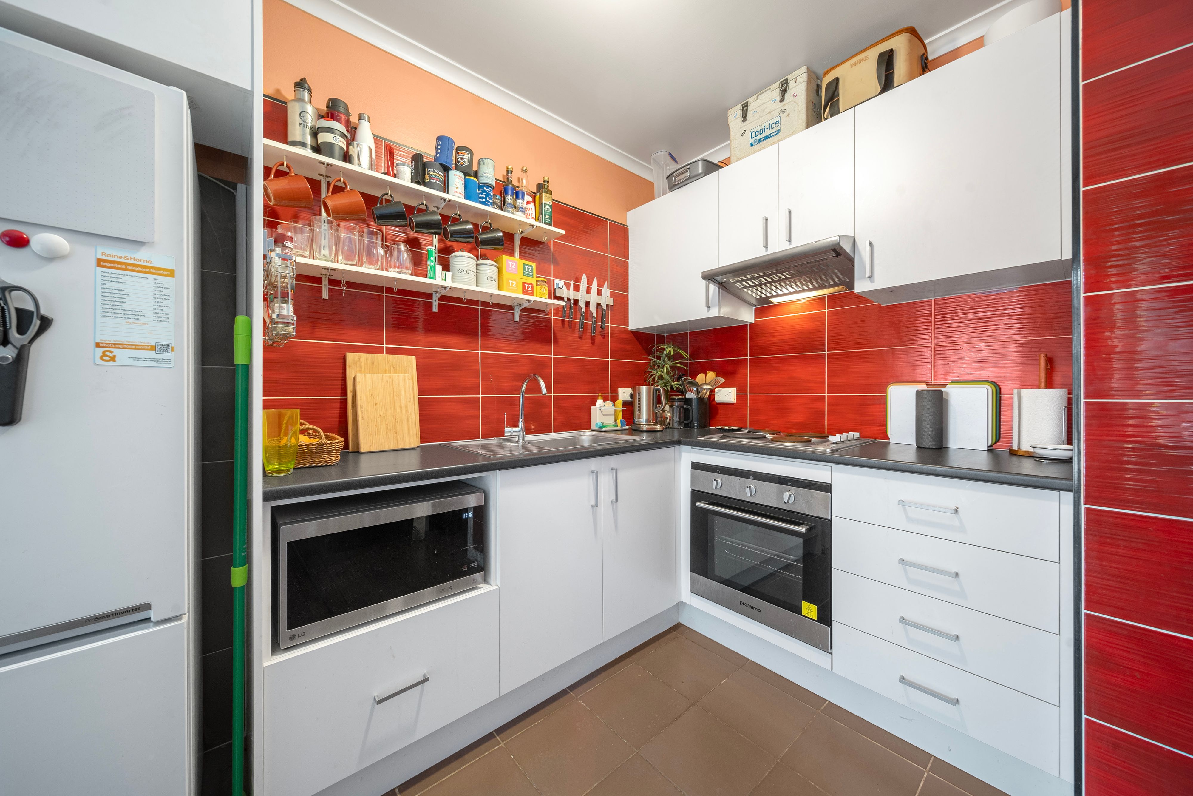 122 Henderson Road, Queanbeyan NSW 2620