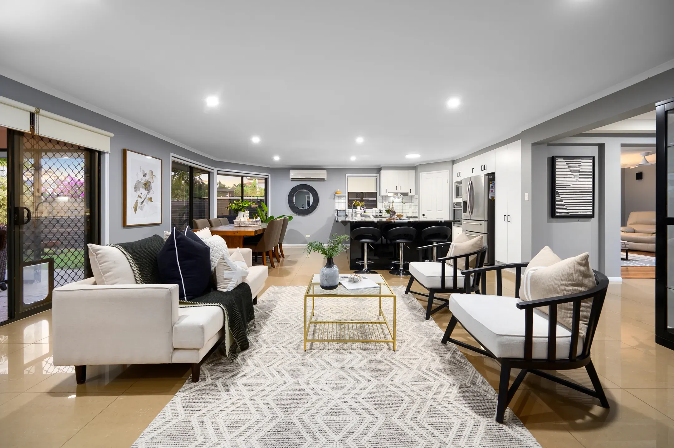 40 Regatta Avenue — photo 5 of 17