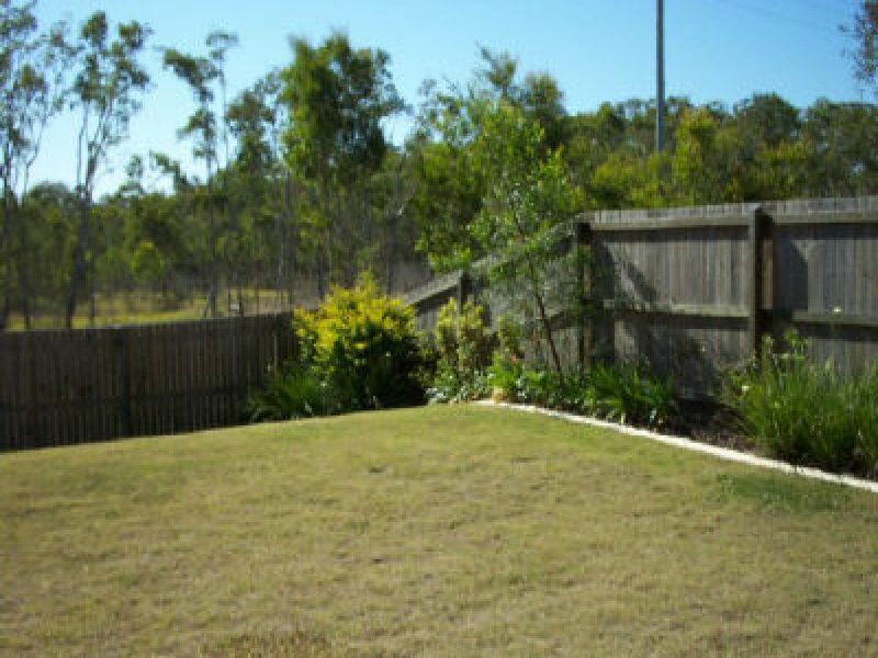 11 Elizabeth Place, Brighton, QLD 4017