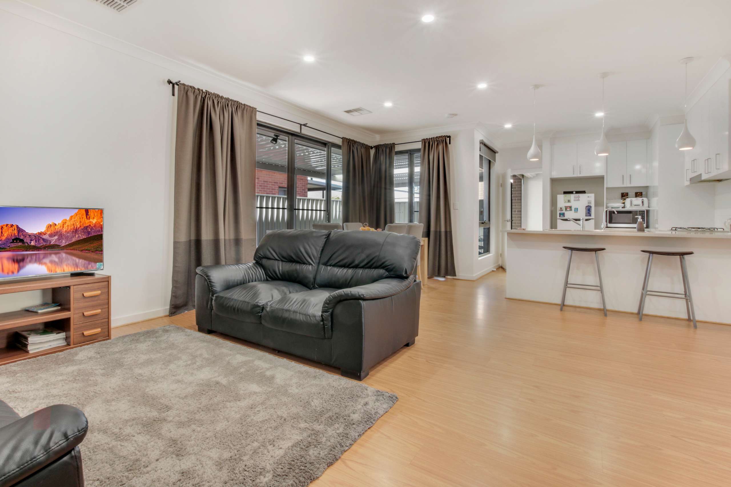 27 Craig Street Greenacres Sa 5086 Leased House Ray White Norwood Ray White Norwood