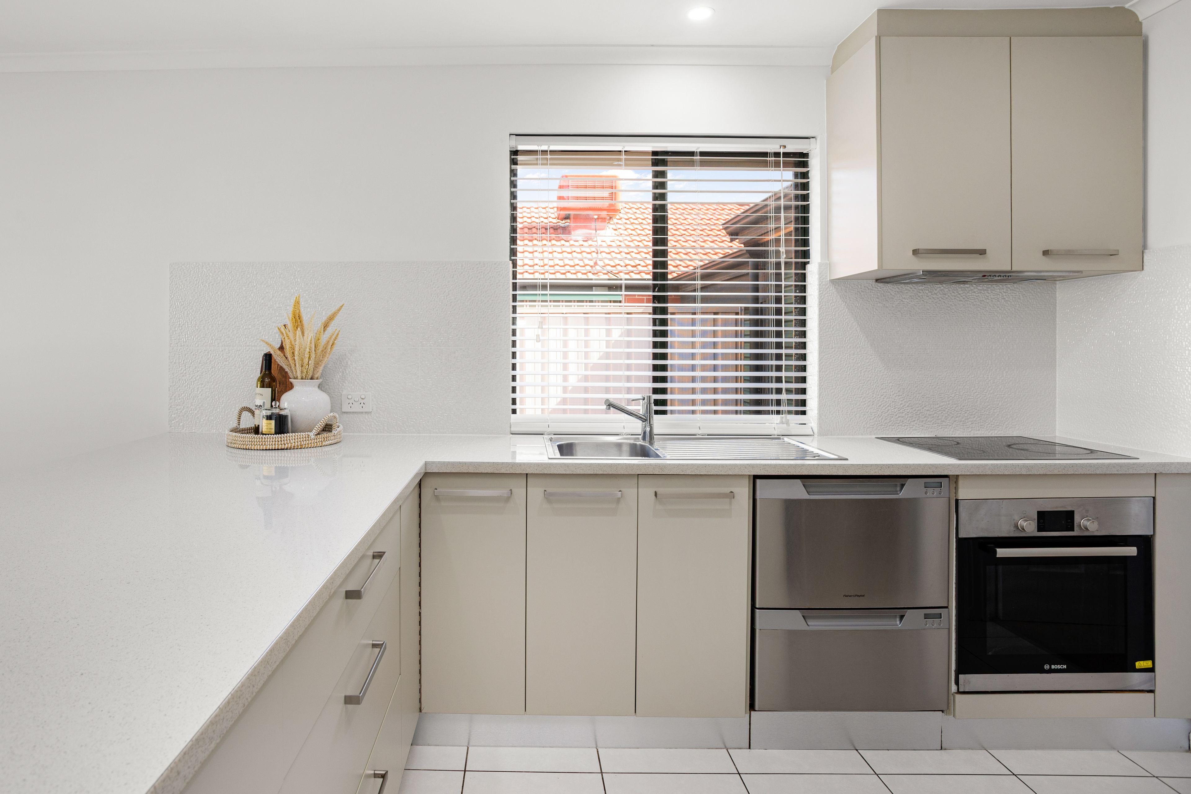 4/5-6 Gleeson Court — photo 3 of 16