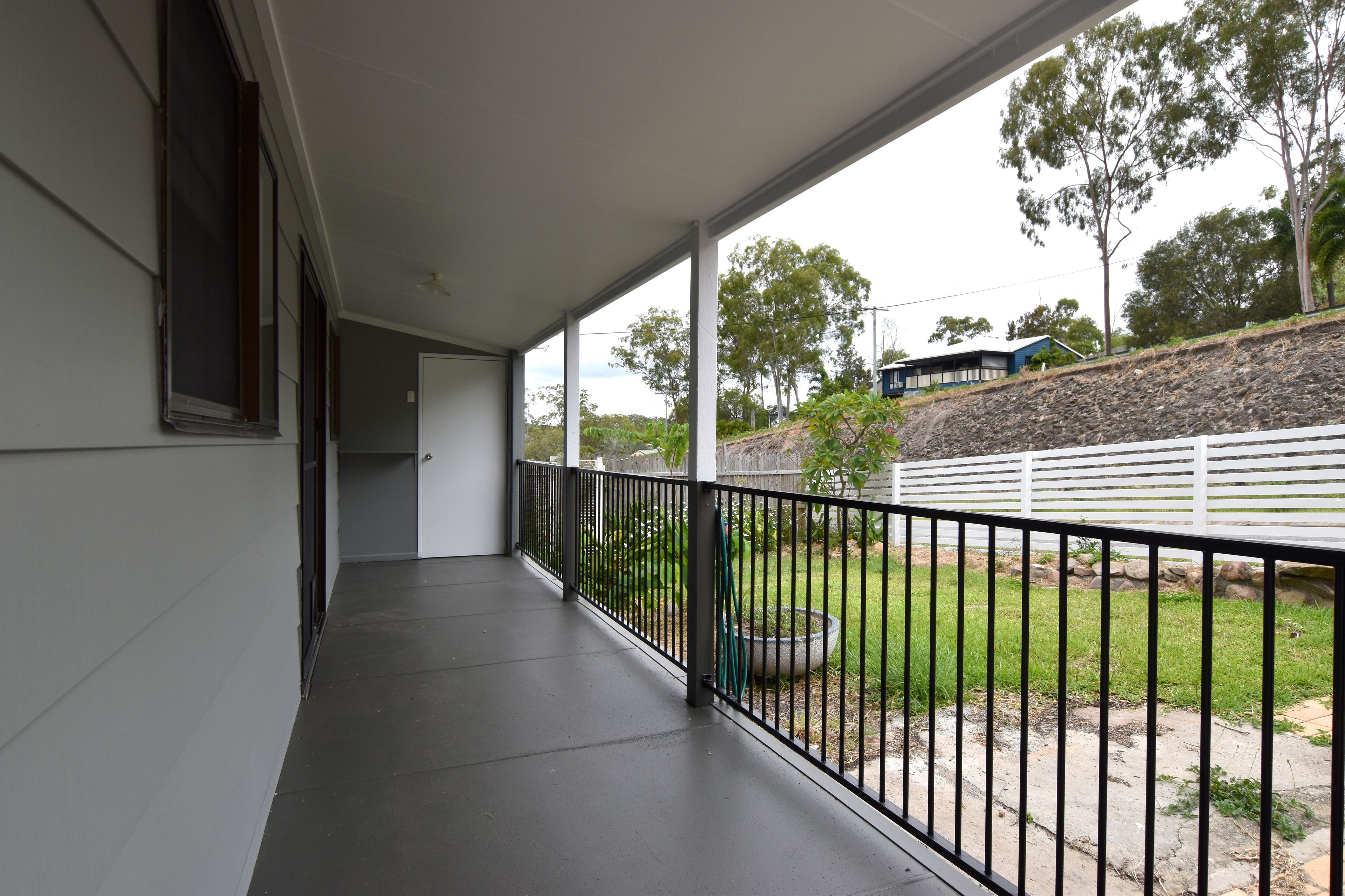 14 Flounder Crescent, Toolooa, QLD 4680