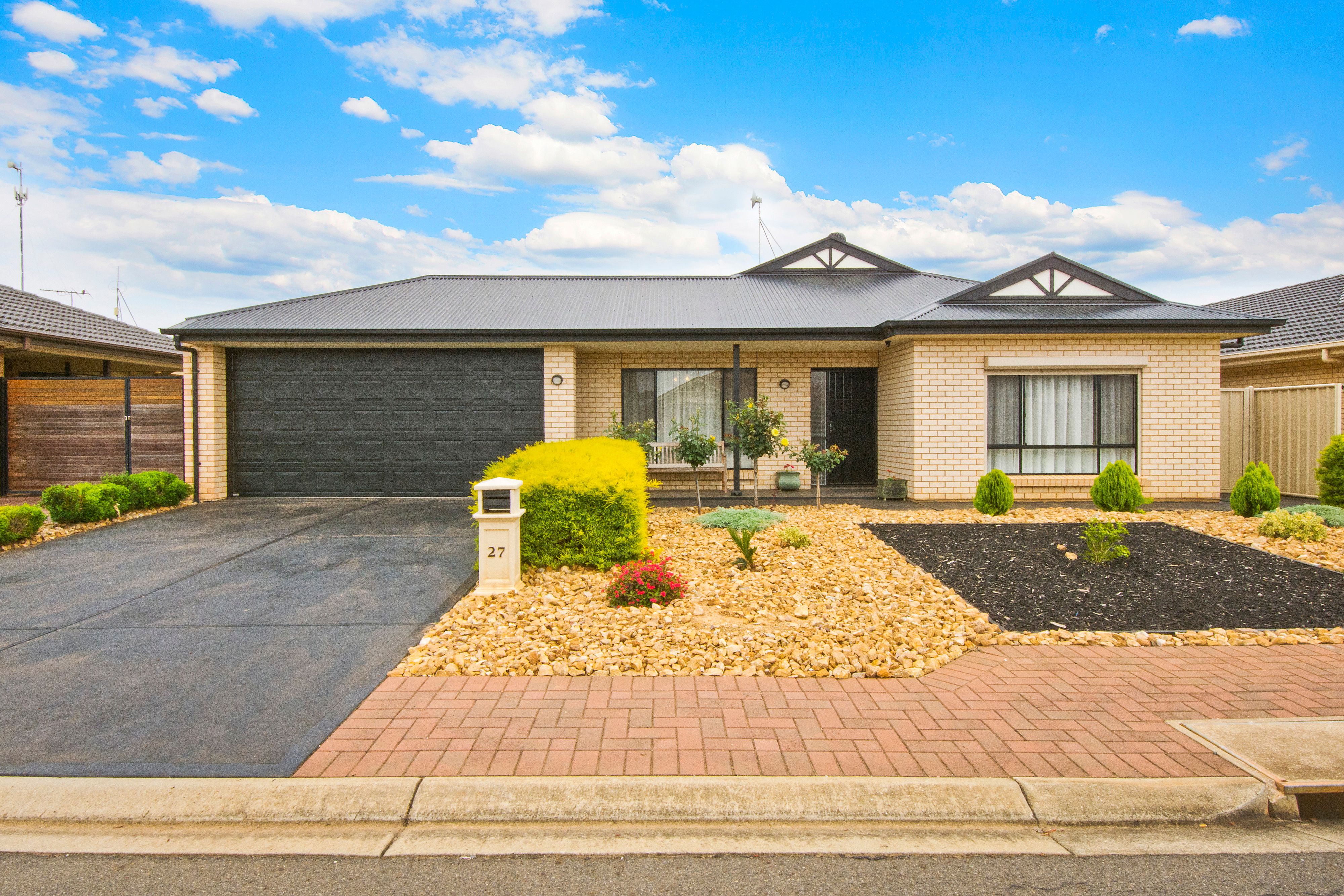 27 Davalan Drive, Munno Para West SA 5115