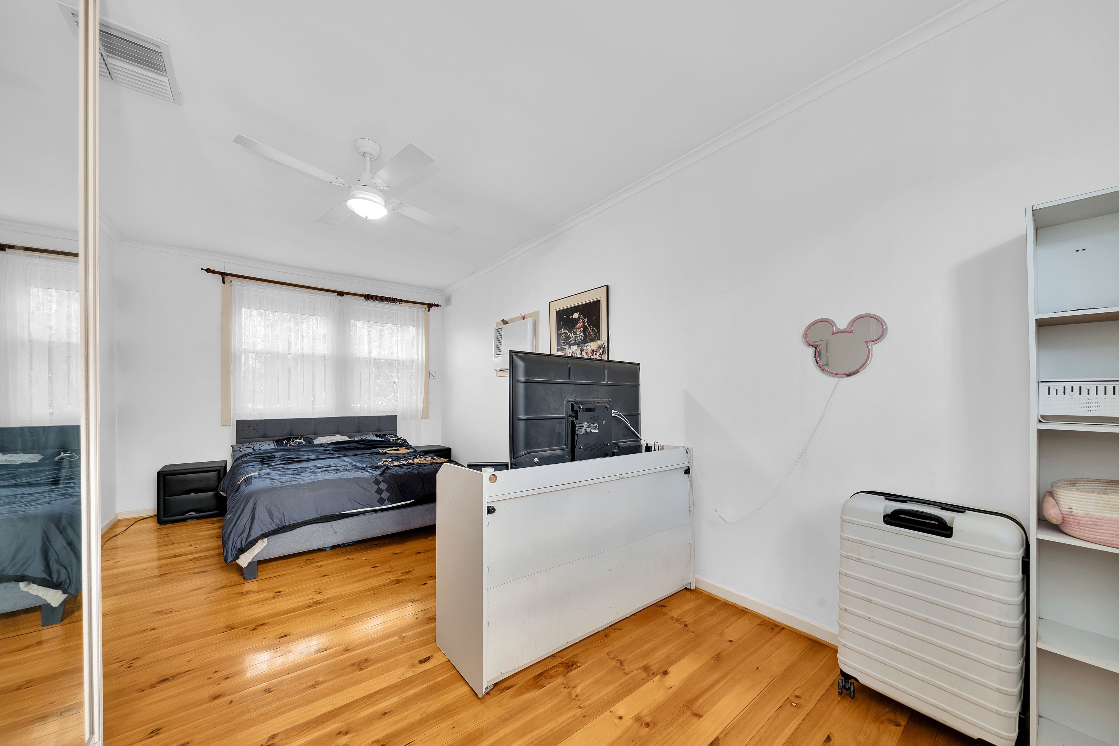 16 Burley Road — photo 9 of 19
