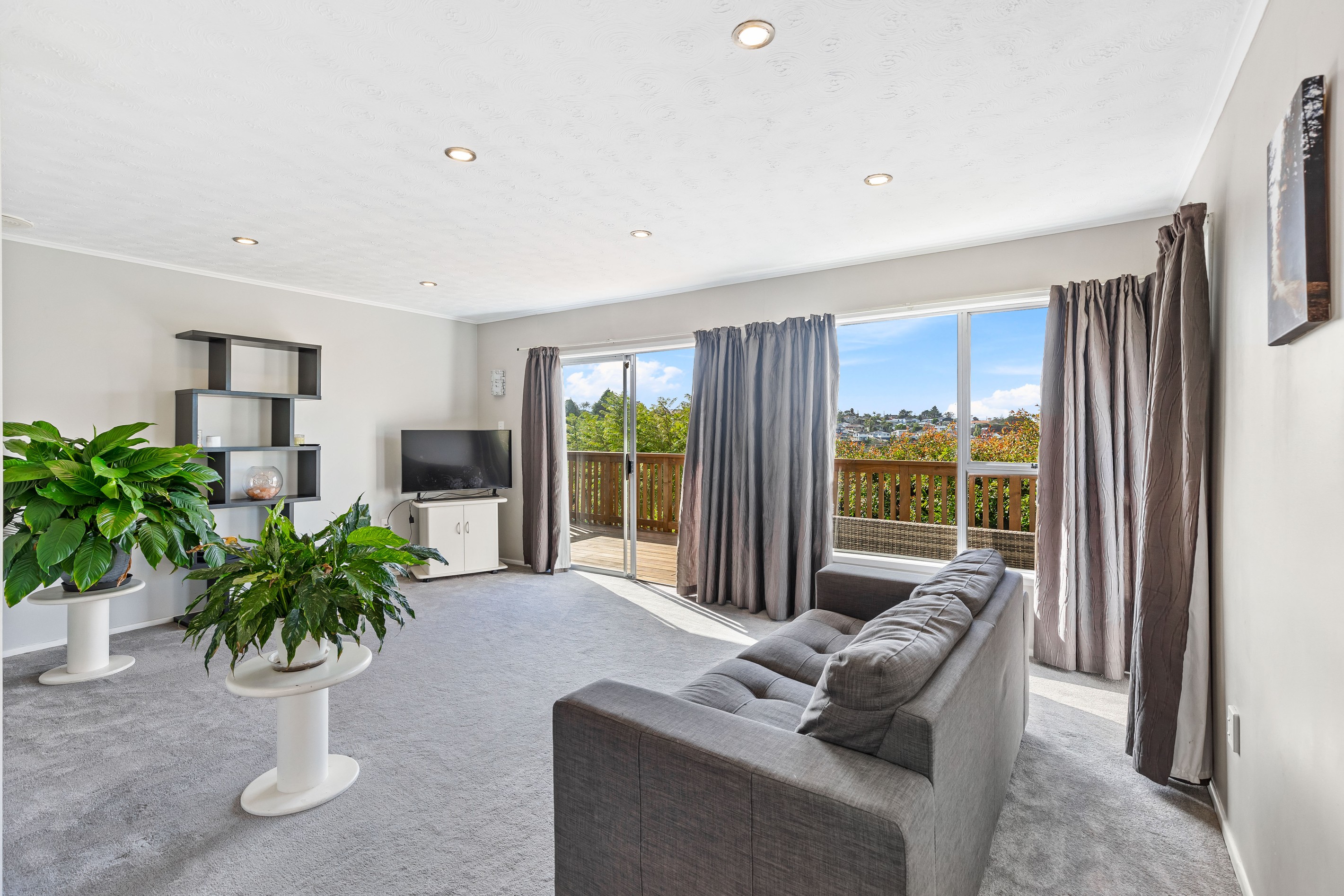 13 McClintock Road, Massey, Waitakere City