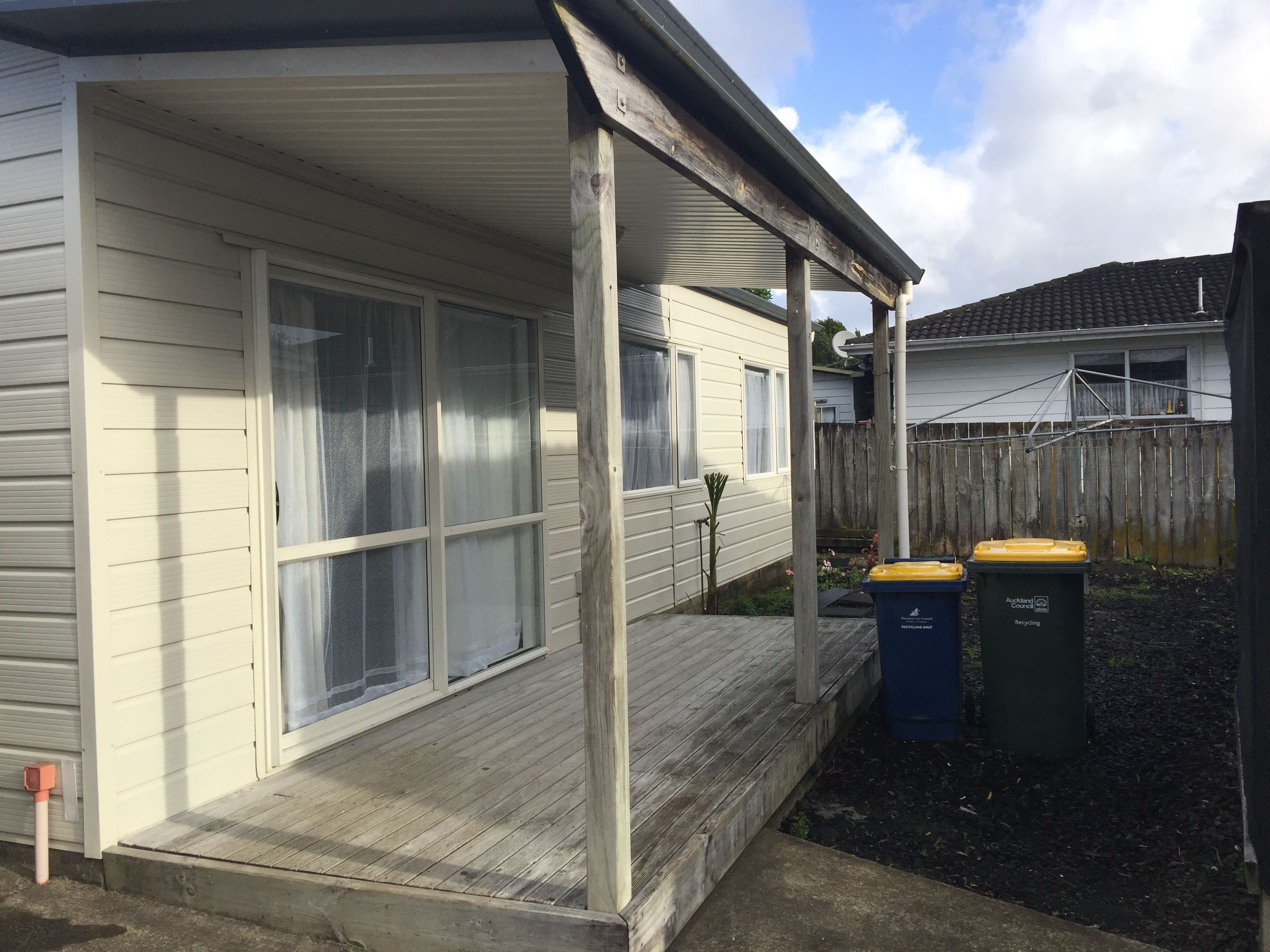 9a Penfold Place, Henderson, Waitakere City