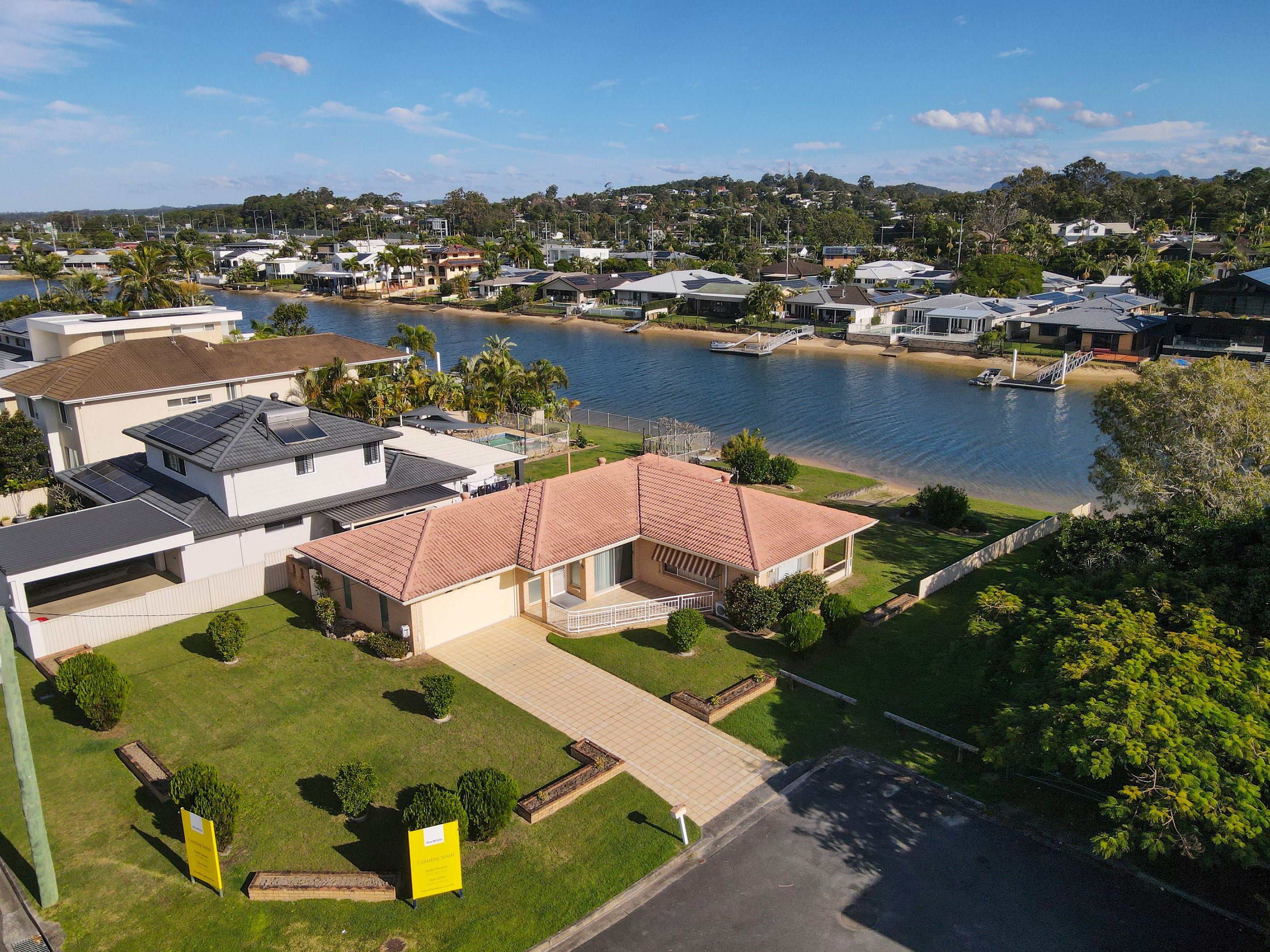 166 Tahiti Avenue, Palm Beach, QLD 4221