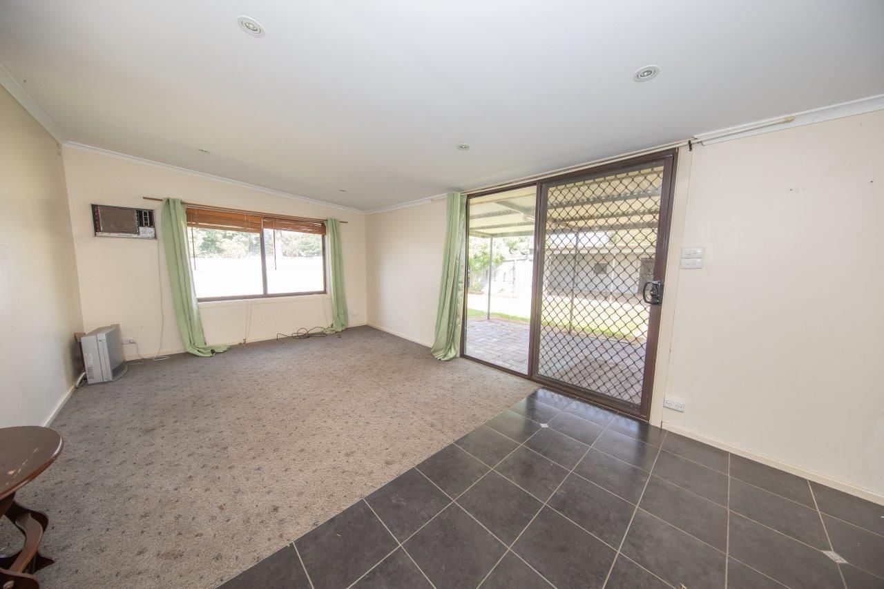 52 Tallow Street — photo 7 of 12