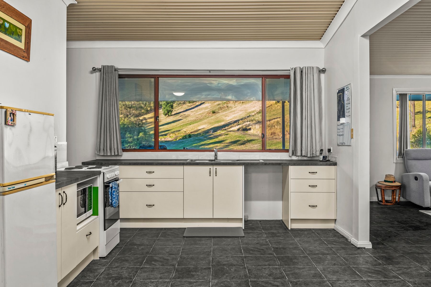 345 Glen Road — photo 8 of 29