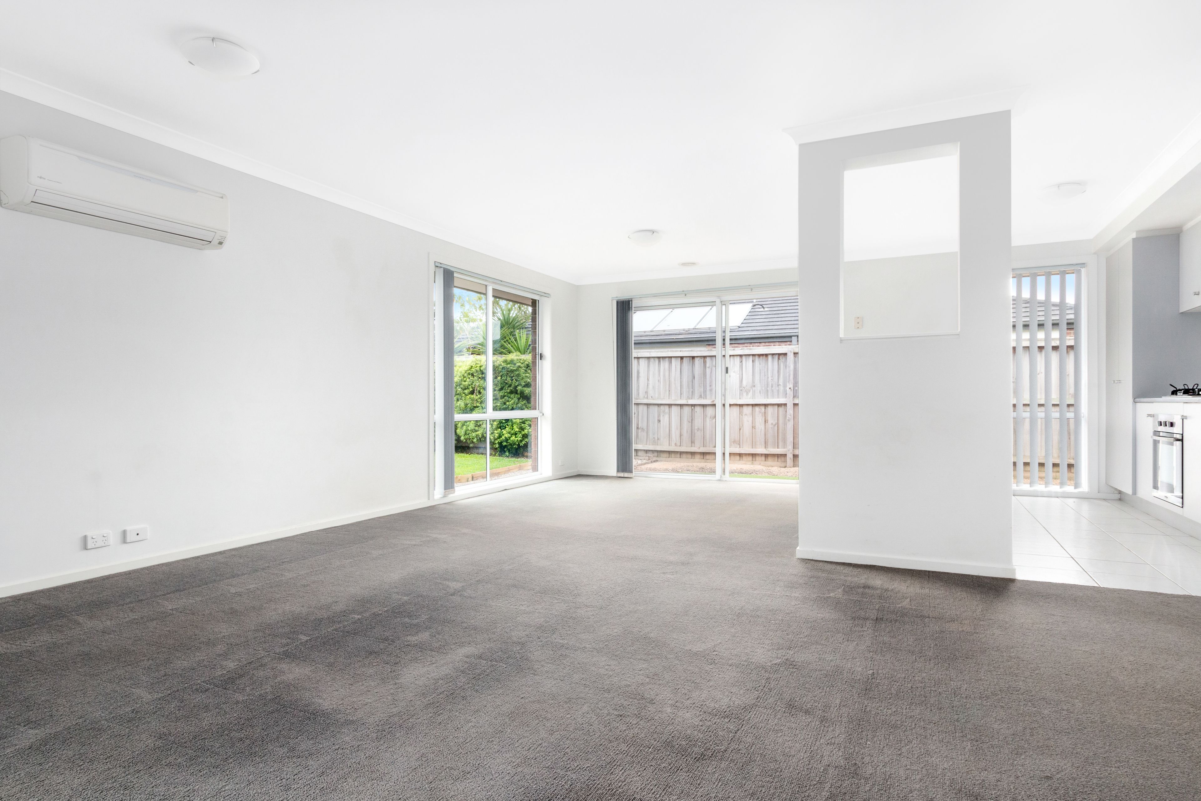 64 Kosta Boda Boulevard, Pakenham, VIC 3810