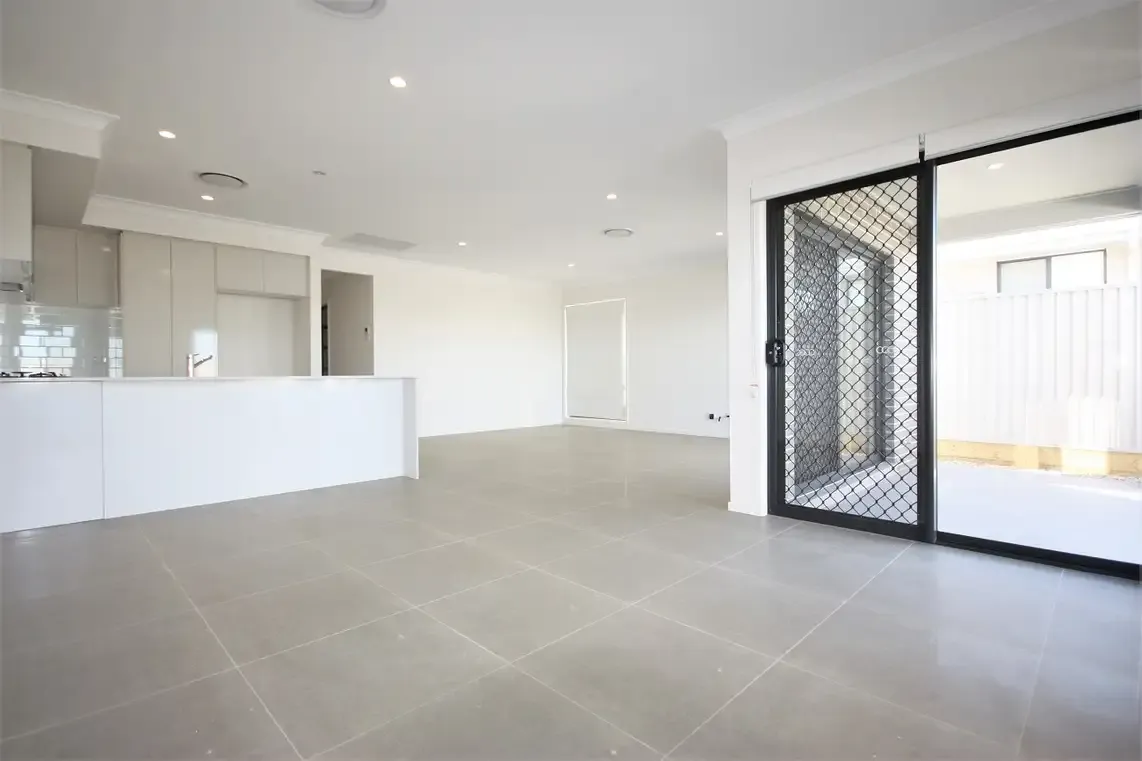 27 Battam Road, Gregory Hills, NSW 2557