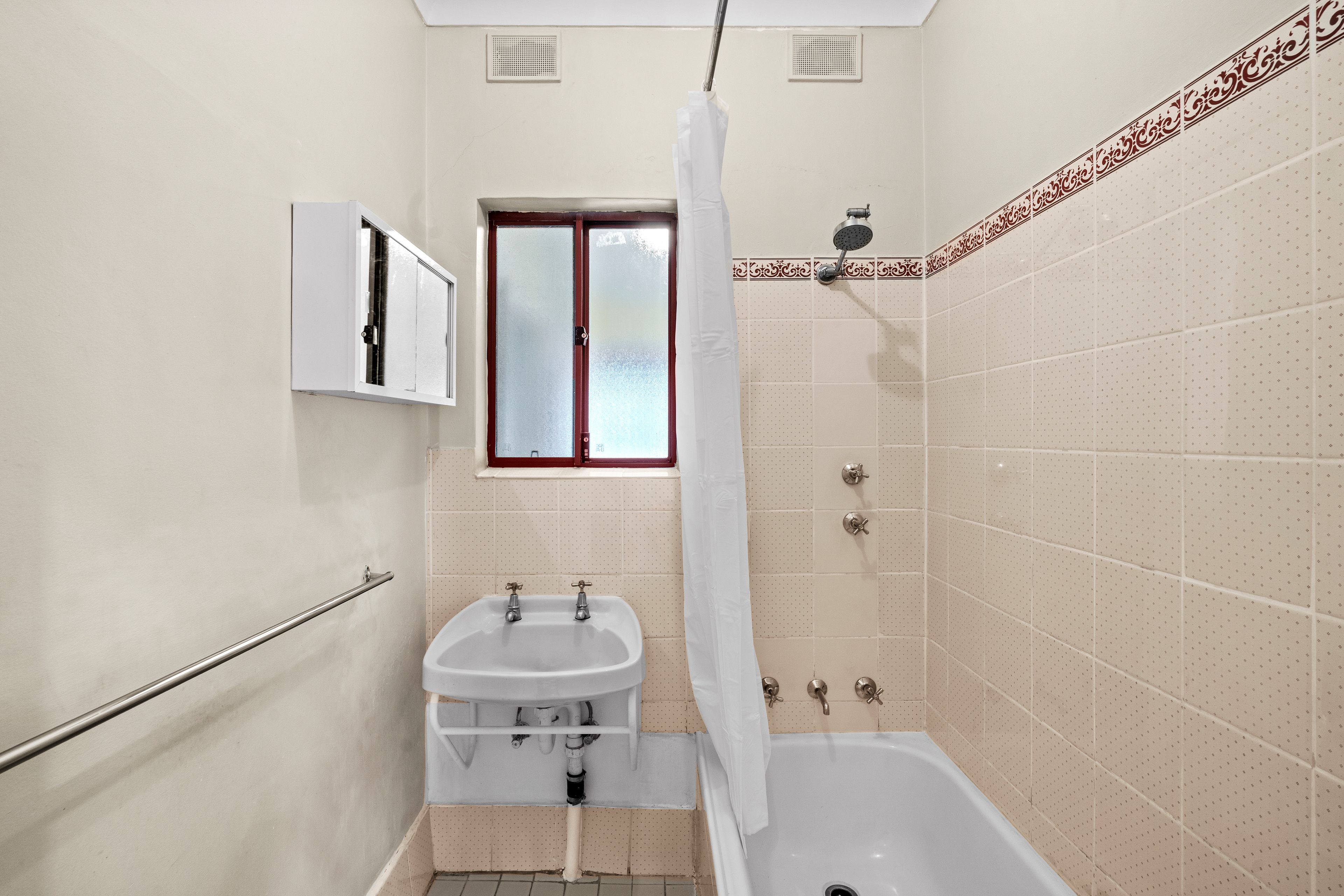 25 Garland Avenue — photo 14 of 22