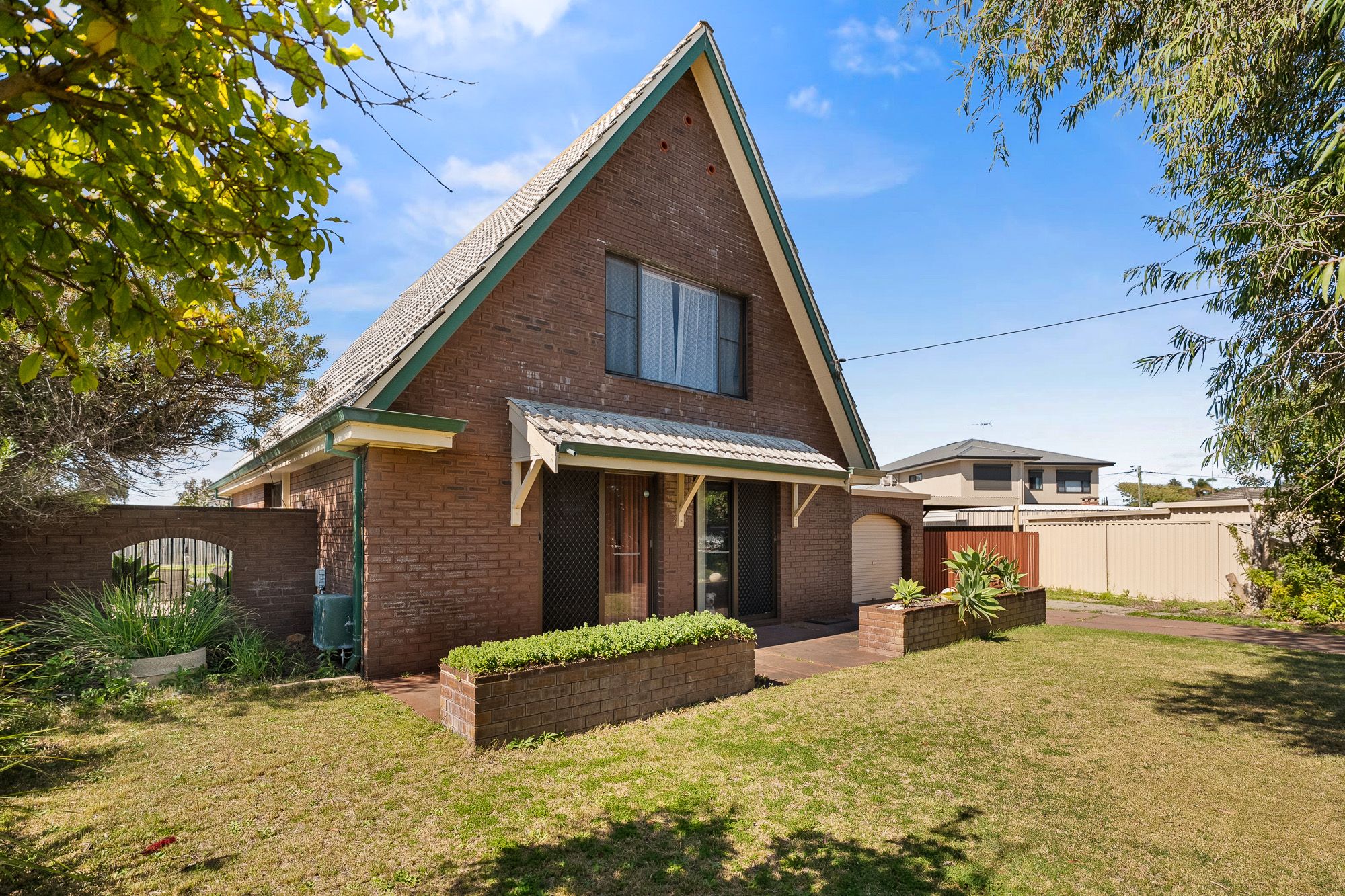18 Radford Place — photo 3 of 30