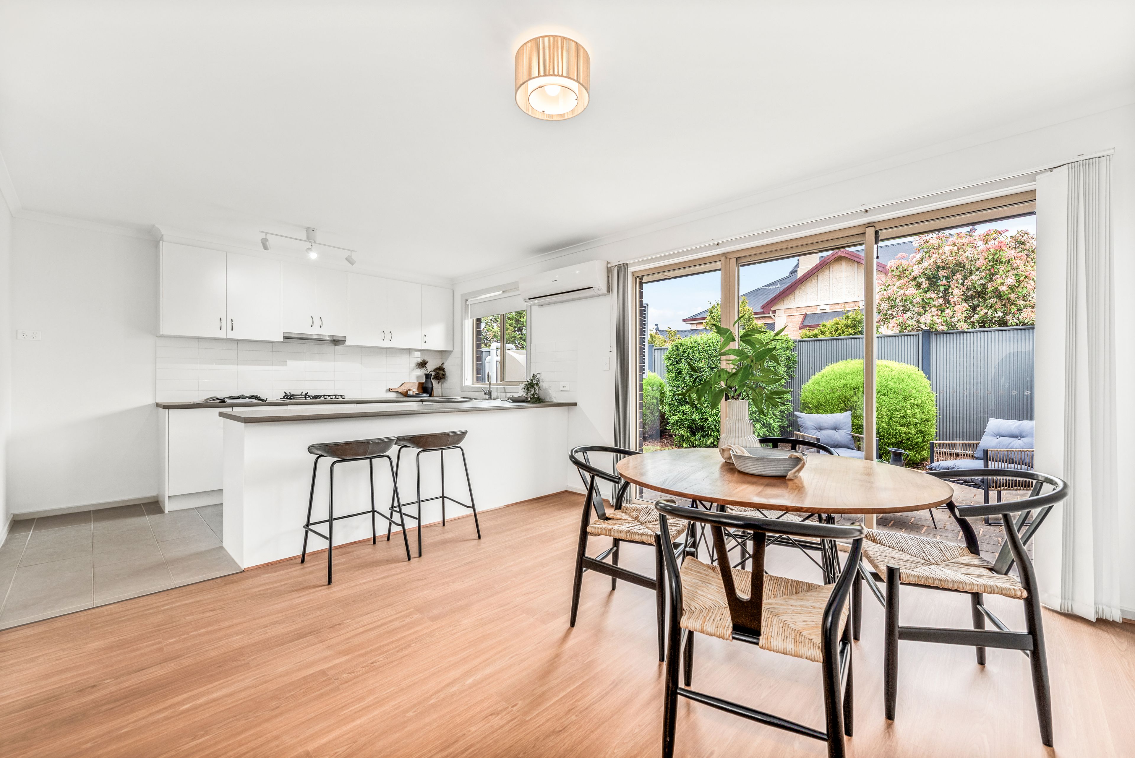 8 Wattle Court — photo 10 of 21