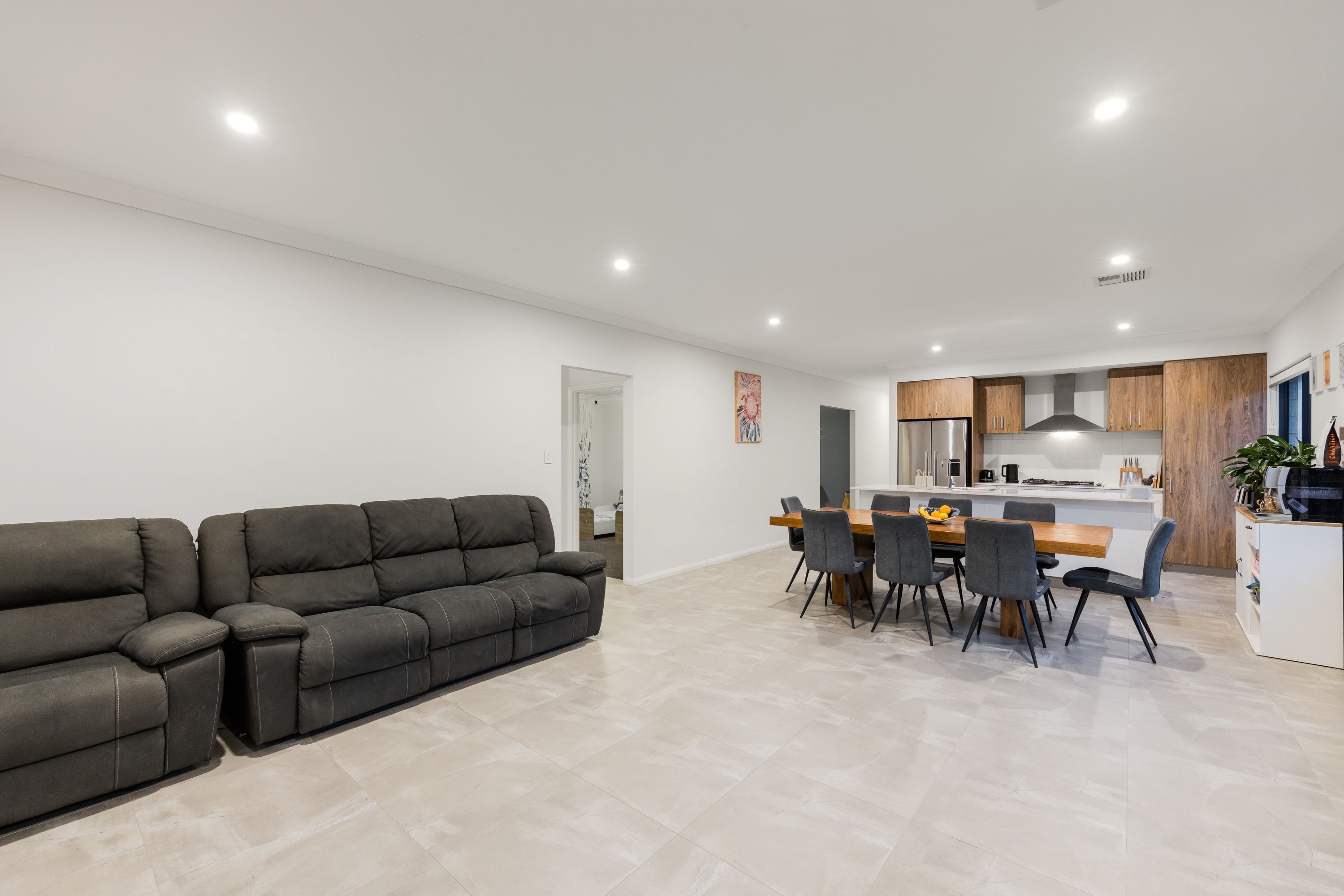 111 Turquoise Boulevard — photo 5 of 15
