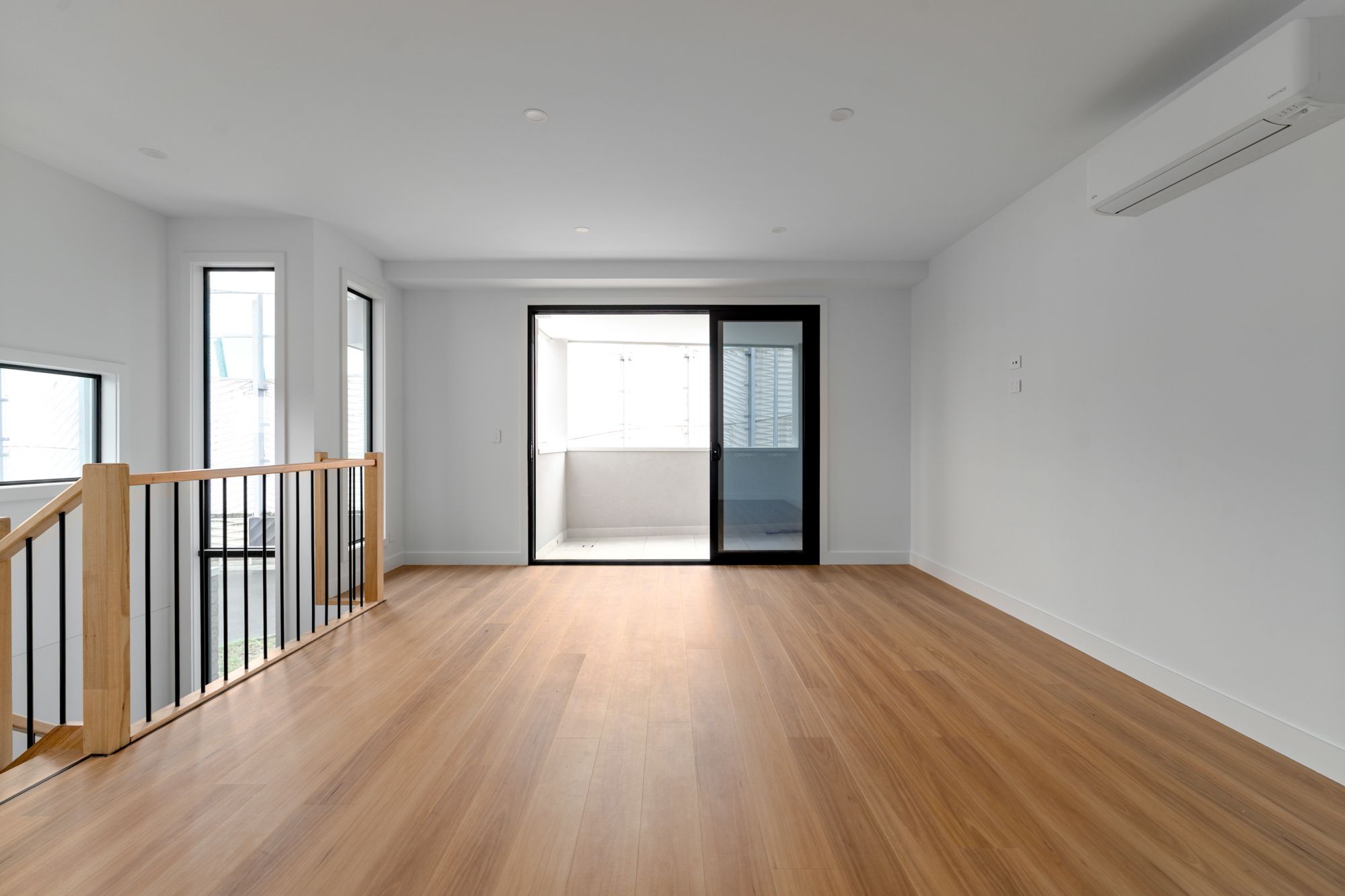 12 Lee Street — photo 5 of 21