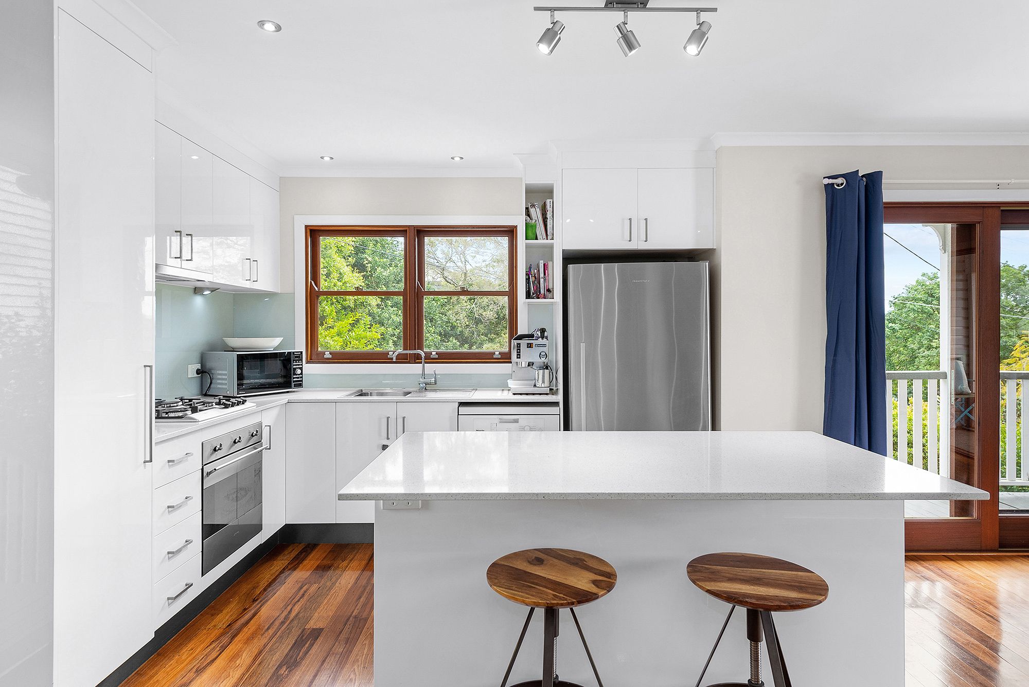 106 Dewar Terrace, Sherwood, QLD 4075
