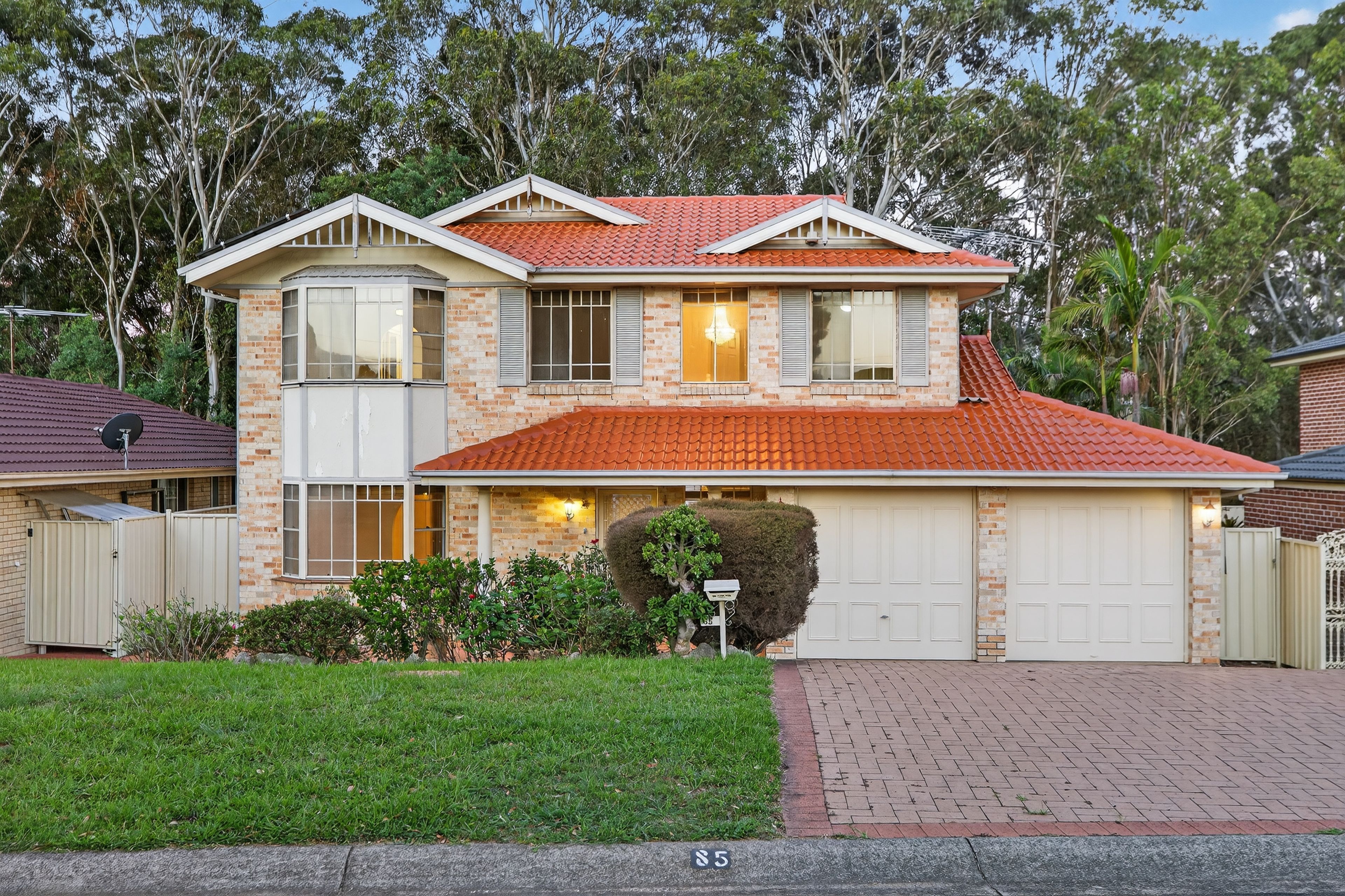 85 Freeman Circuit, Ingleburn, NSW 2565
