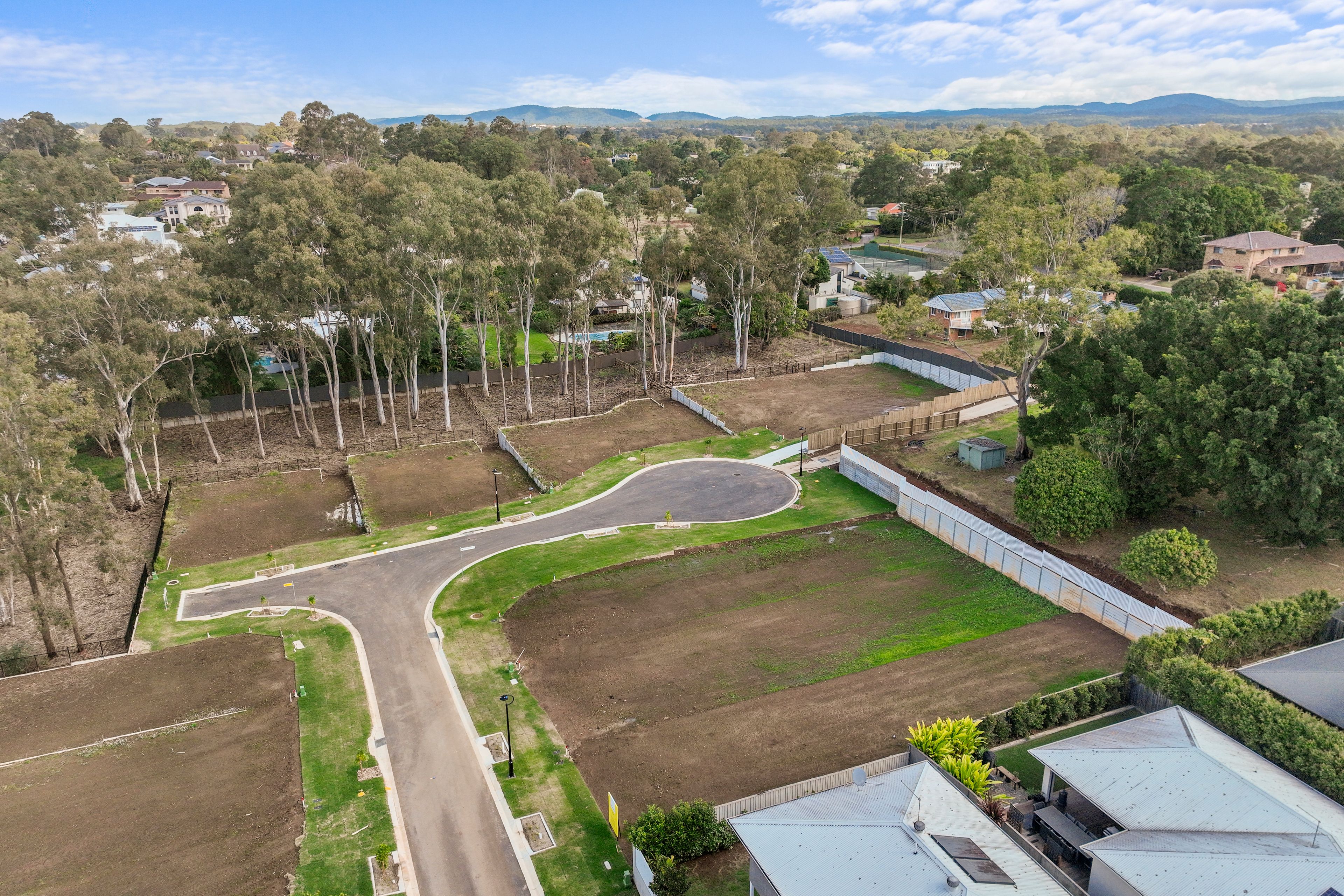 16 Hideaway Court, Bridgeman Downs, QLD 4035