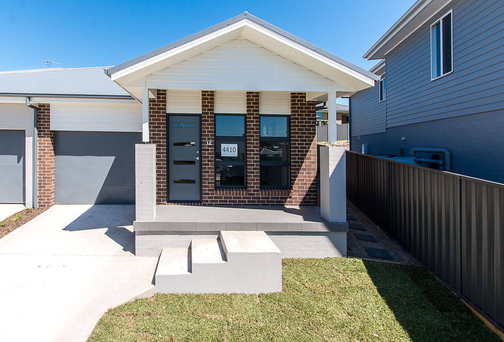 12 Kariba Close, Macquarie Hills NSW 2285
