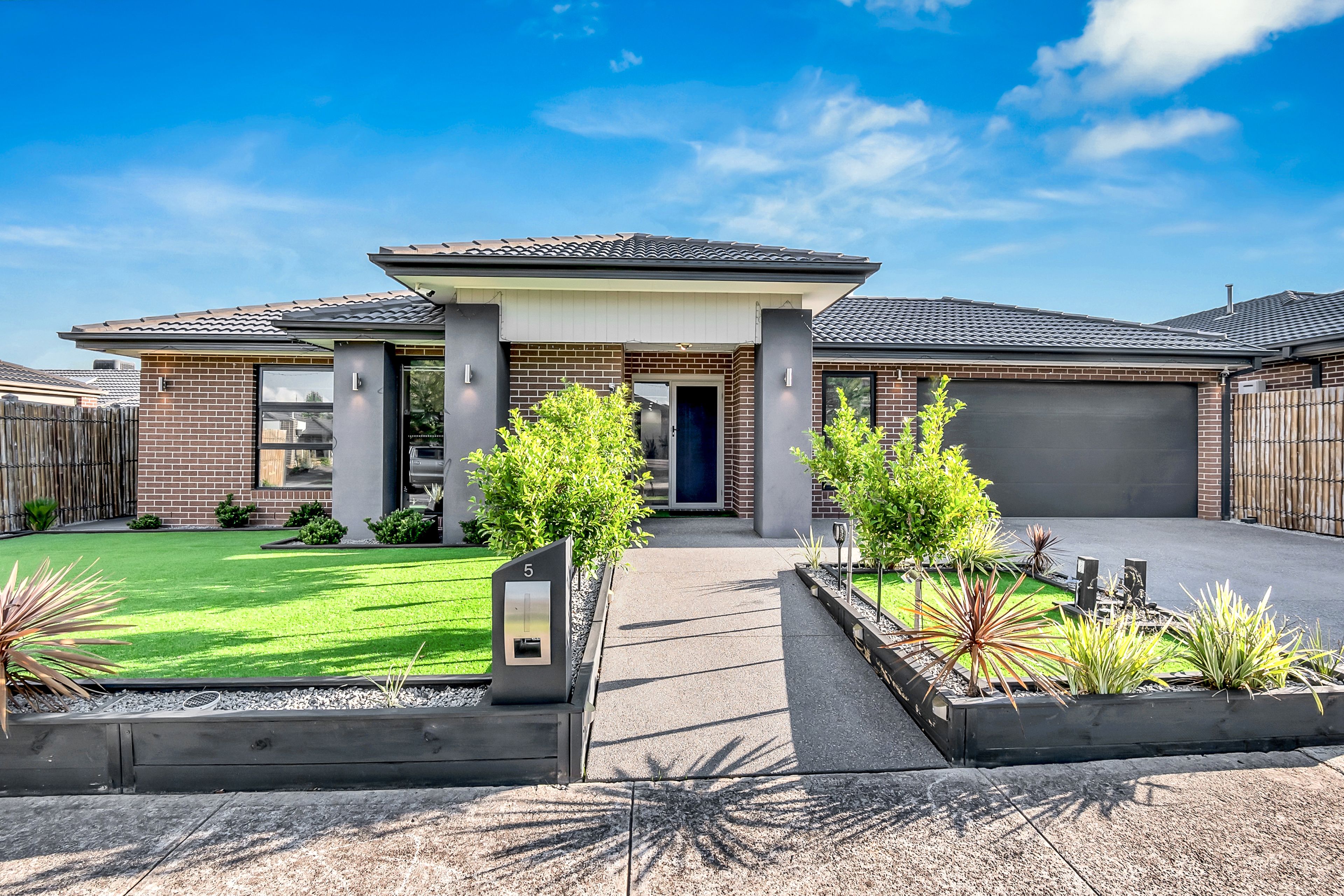 5 Melody Way, Mickleham, VIC 3064