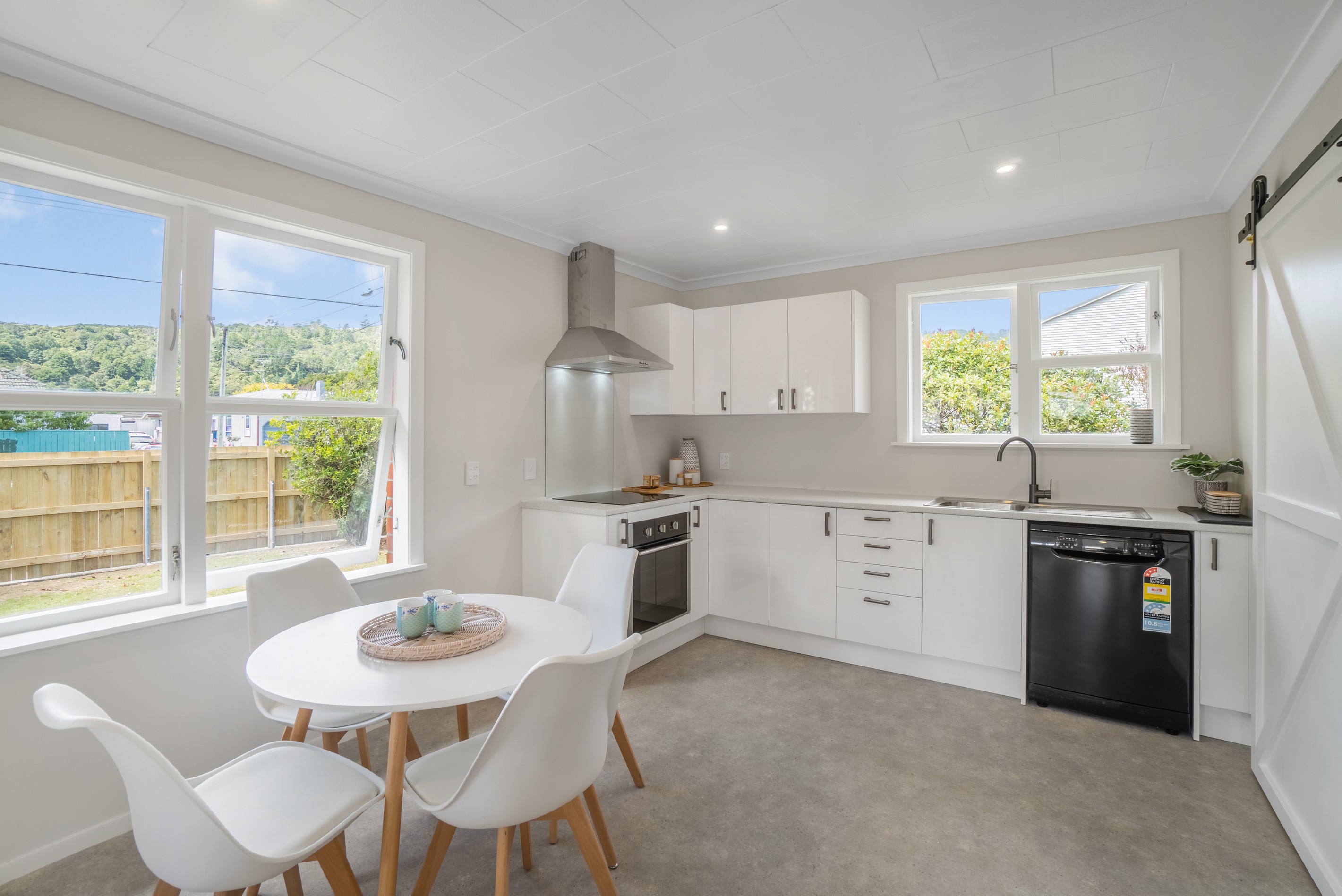 2 Rintoul Grove, Stokes Valley, Lower Hutt City