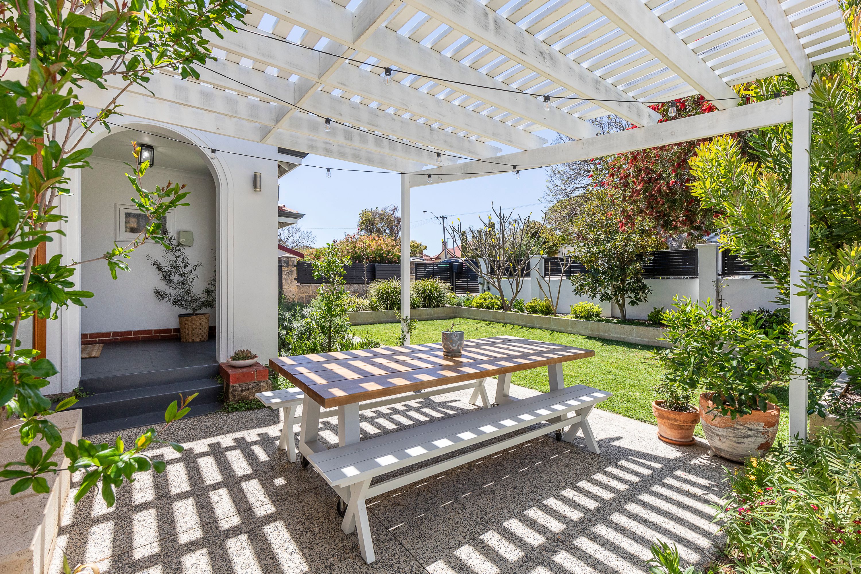 7 Highlands Road, North Perth, WA 6006