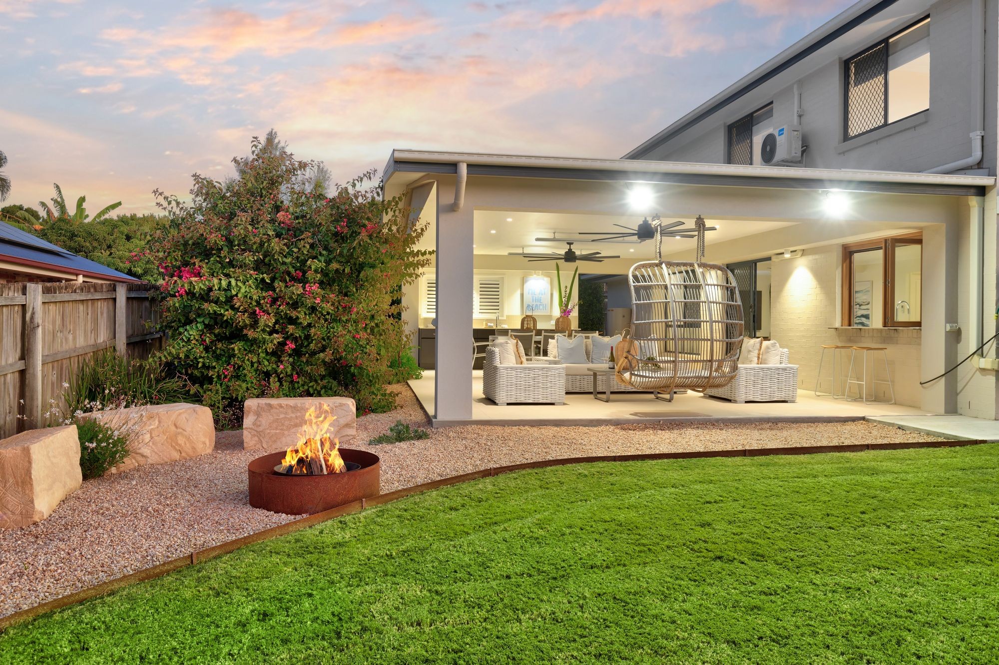 35 Lake Eyre Cresent, Parkinson, QLD 4115