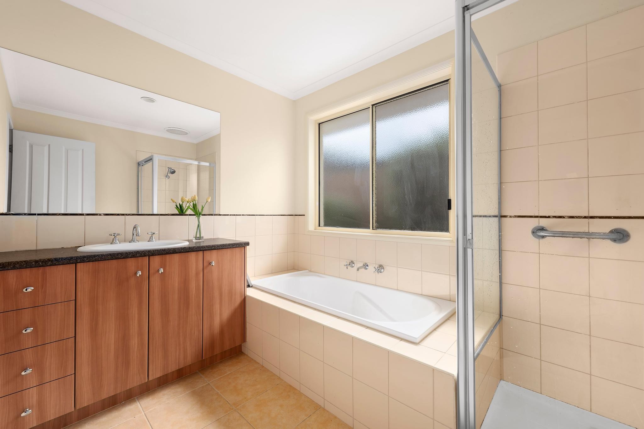 12 Farleigh Avenue, Burwood, VIC 3125