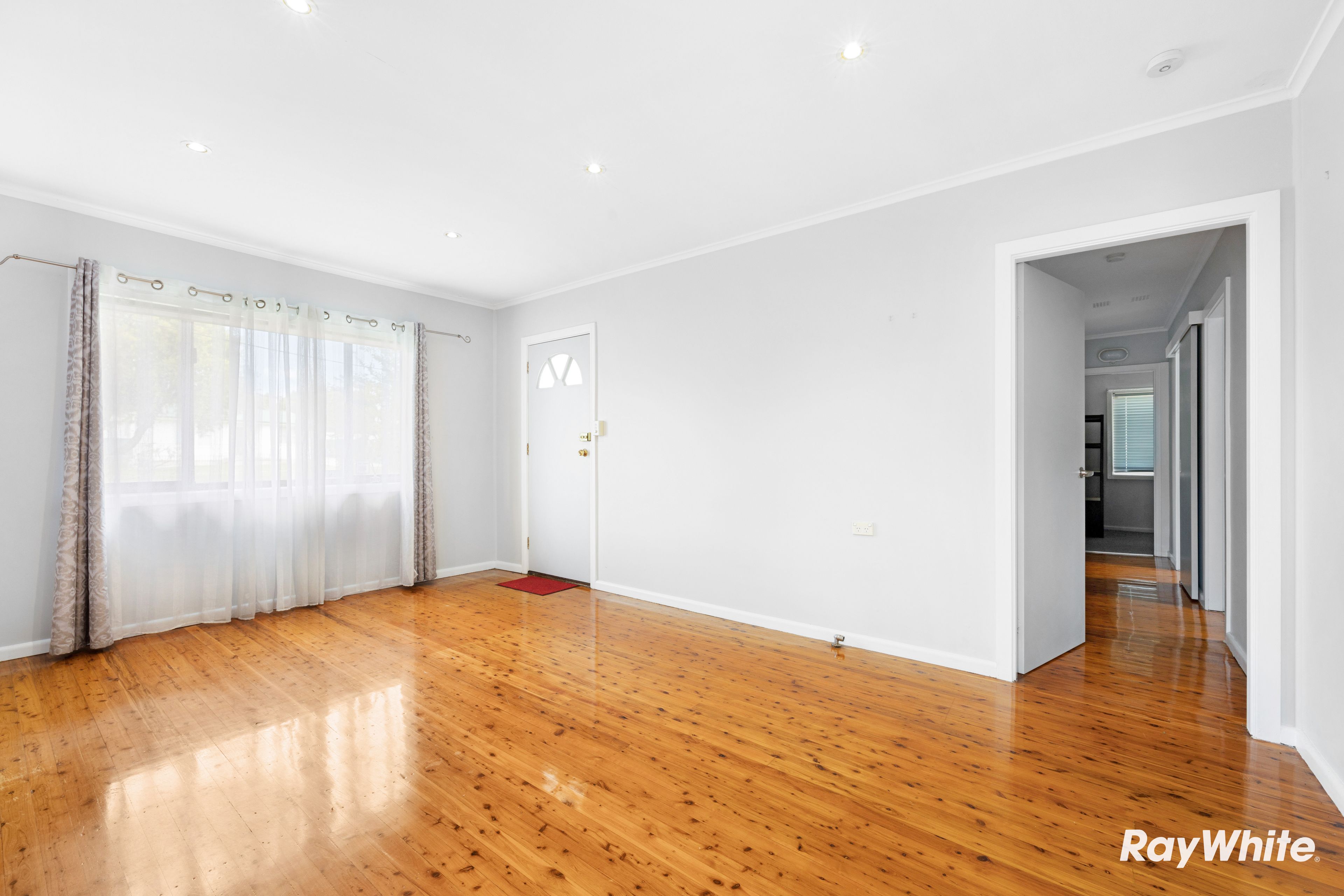 35 Debrincat Avenue, North St Marys, NSW 2760