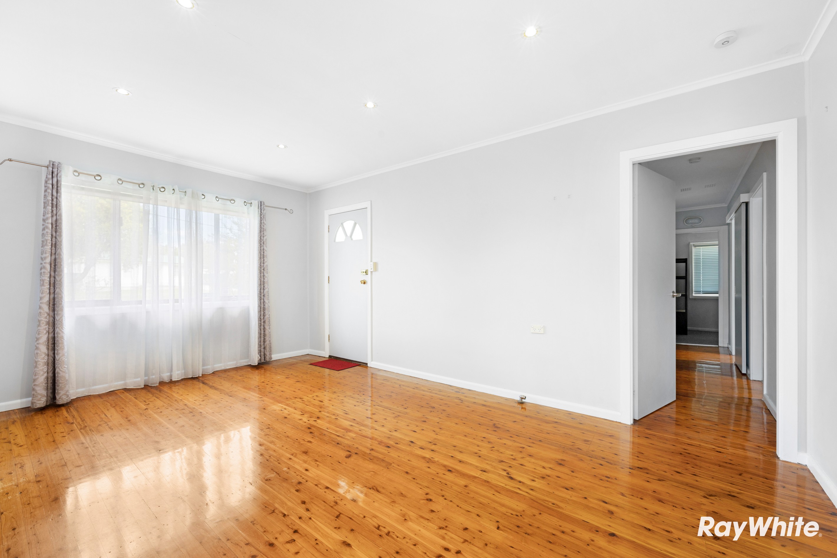 35 Debrincat Avenue, North St Marys, NSW 2760