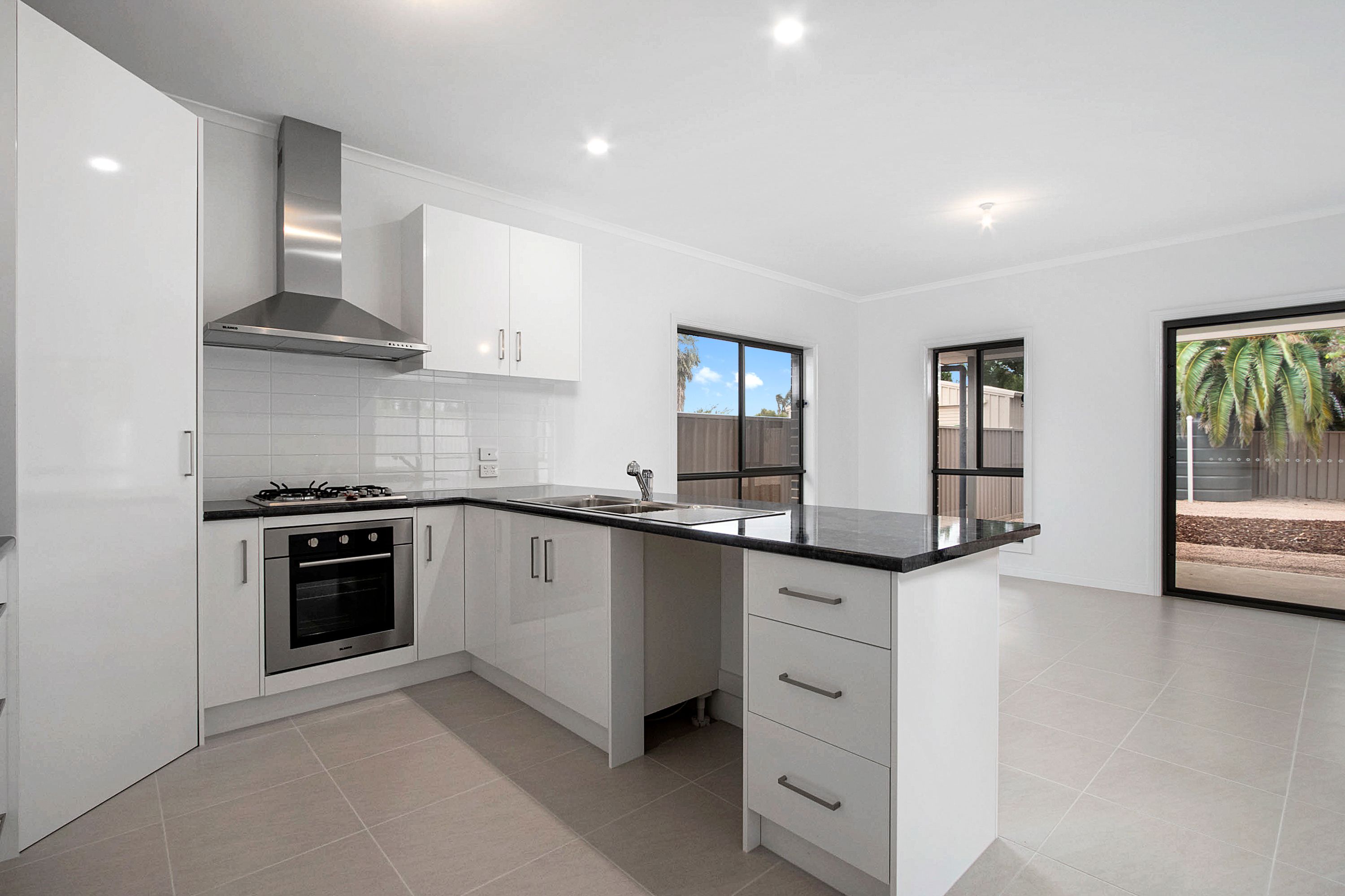 38 Kitto Road, Moonta Bay, SA 5558