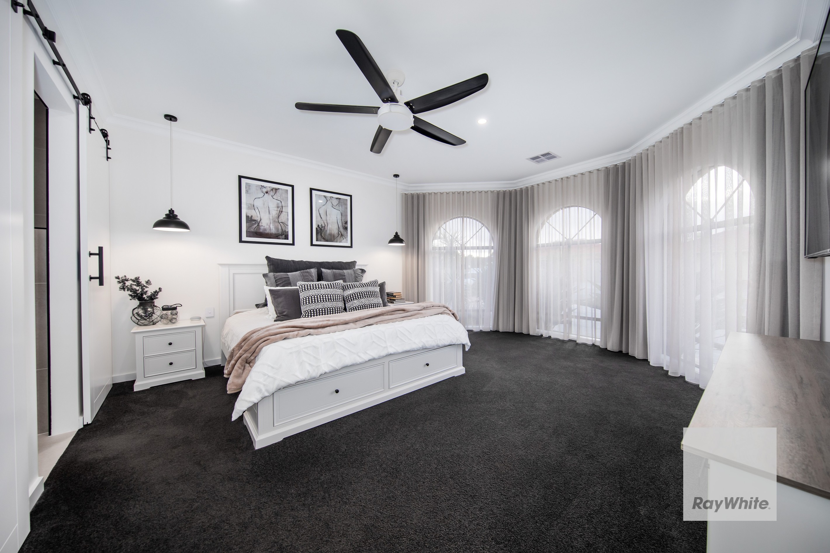 9 Mitta Place, Taylors Hill, VIC 3037