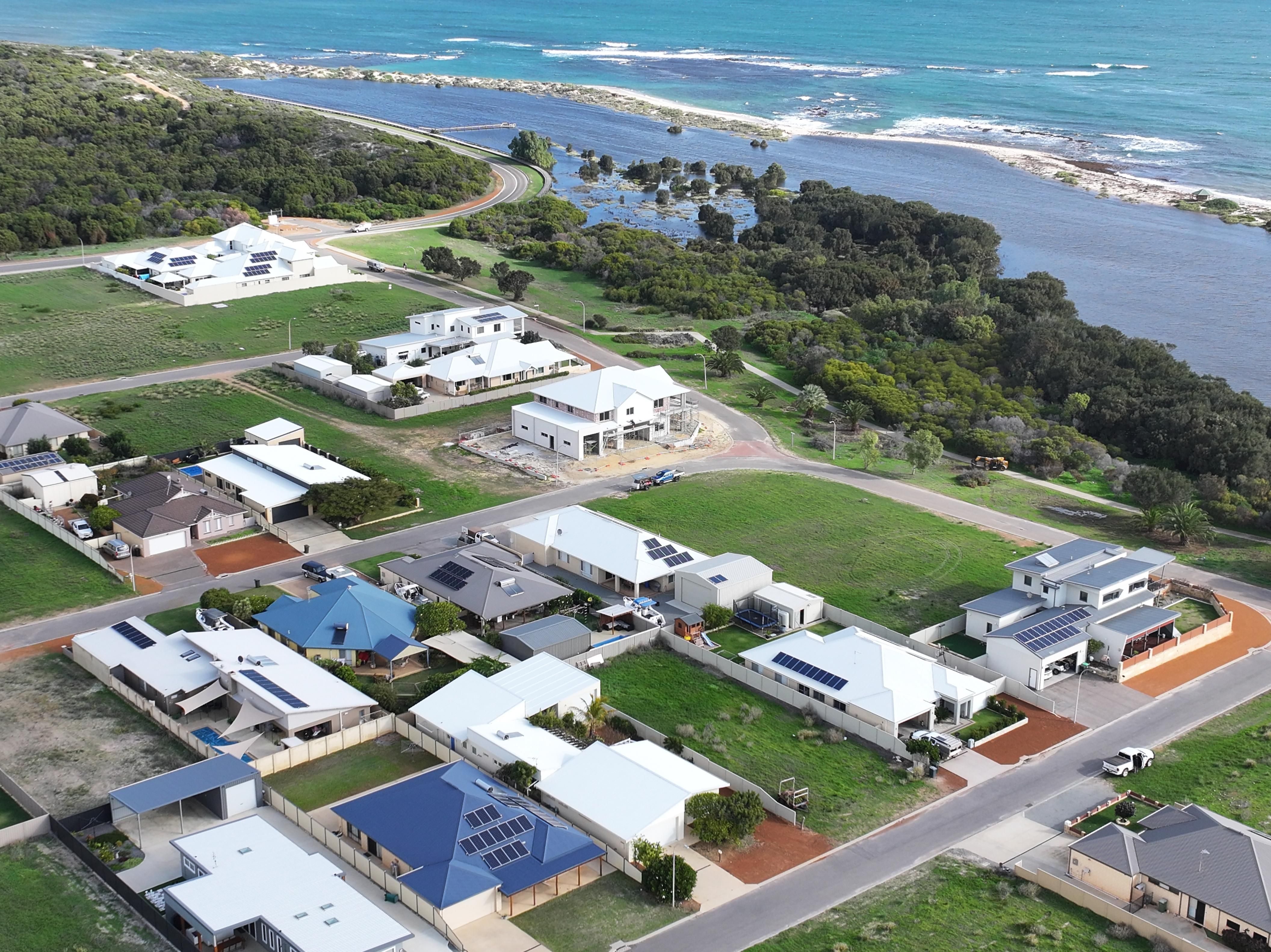 6 Bertran Vista, Port Denison, WA 6525